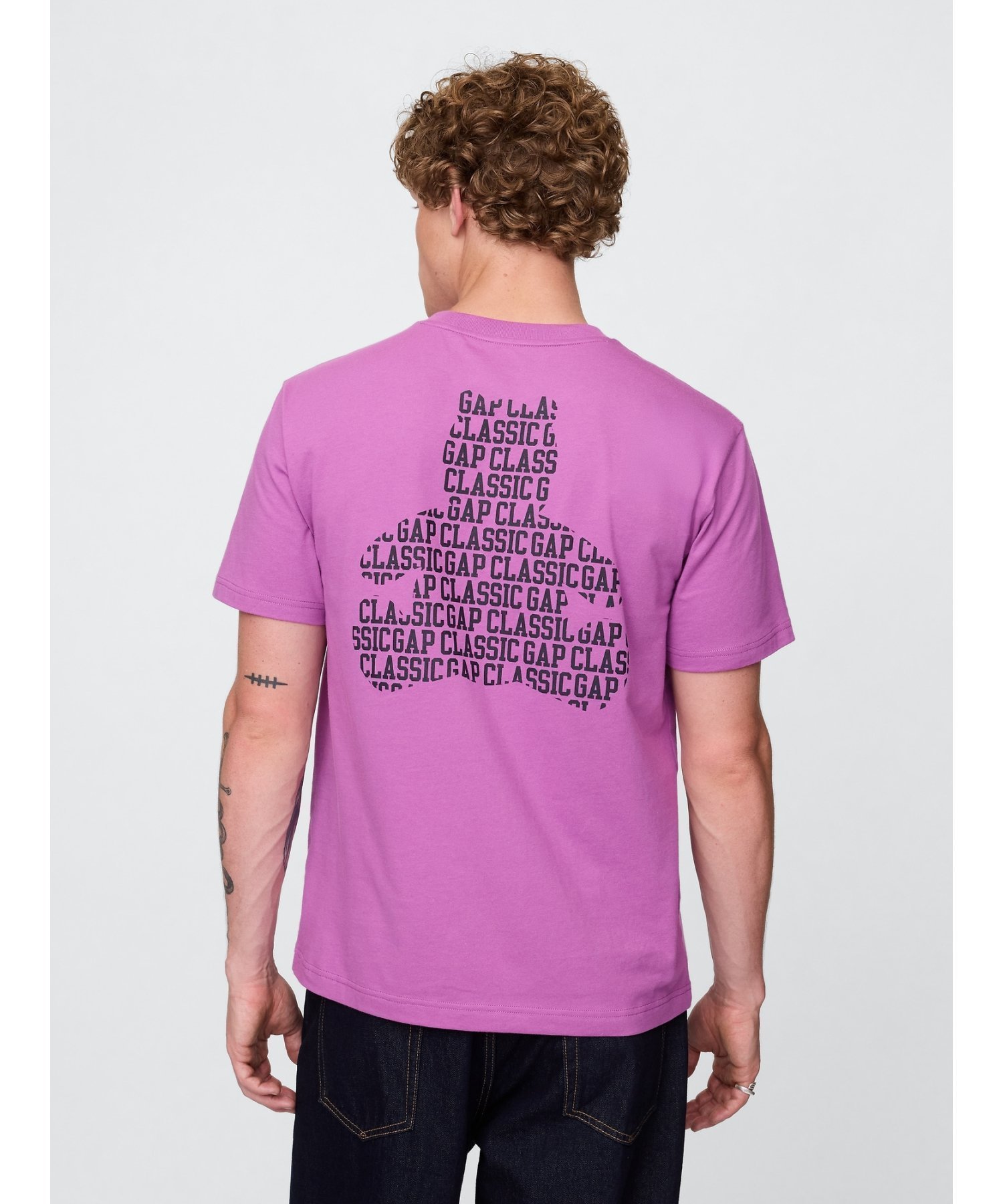 【ギャップ/GAP】のポケット グラフィックTシャツ インテリア・キッズ・メンズ・レディースファッション・服の通販 founy(ファニー) 　ファッション　Fashion　レディースファッション　Fashion for Women　トップス・カットソー　Cut & Sew Tops　シャツ・ブラウス・オフィスカジュアル　Elegant Blouses & Button-Ups　ロングTシャツ・Tシャツ　Longline T-Shirts & Tees　インナー　Innerwear　グラフィック　Graphic, Graphic Design　ショート　Short, Short Length　スリーブ　Sleeve, Long Sleeve / Short Sleeve　ベーシック　Basic, Essential　ボトム　Bottoms, Lower Wear　ポケット　Pocket, Pocket Detail　CATTELYA_ORCHID_183223|ID: prp329100004526556 ipo3291000000033636284