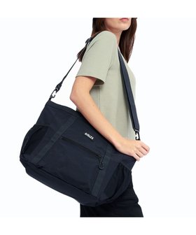【エーグル/AIGLE】の撥水 大容量 2wayトートバッグ / ショルダーバッグ 人気、トレンドファッション・服の通販 founy(ファニー) ファッション Fashion レディースファッション WOMEN バッグ Bag おすすめ Recommend ウォーター Water コンパクト Compact スタイリッシュ Stylish スリーブ Sleeve パッチ Patch フロント Front ポケット Pocket 傘 Umbrella 軽量 Lightweight |ID:prp329100004526557