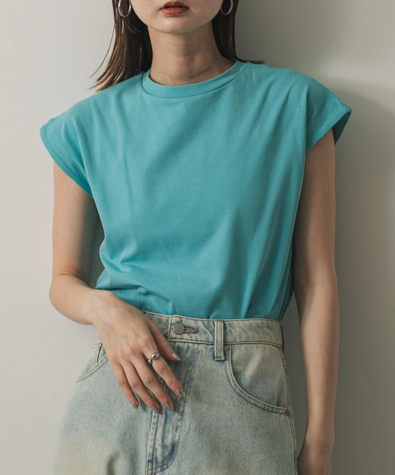 【センスオブプレイス/SENSE OF PLACE by URBAN RESEARCH】の『UR TECH ひやサラクール』 クールタッチフレンチスリーブTシャツ インテリア・キッズ・メンズ・レディースファッション・服の通販 founy(ファニー) 　ファッション　Fashion　レディースファッション　Fashion for Women　トップス・カットソー　Cut & Sew Tops　シャツ・ブラウス・オフィスカジュアル　Elegant Blouses & Button-Ups　ロングTシャツ・Tシャツ　Longline T-Shirts & Tees　2025年　2025　2025春夏・S/S　Spring/Summer 2025 SS25　シンプル　Simple, Minimal　夏　Summer　S/S・春夏　SS, Spring/Summer, Warm Season　TURQUOISE|ID: prp329100004526606 ipo3291000000033494902