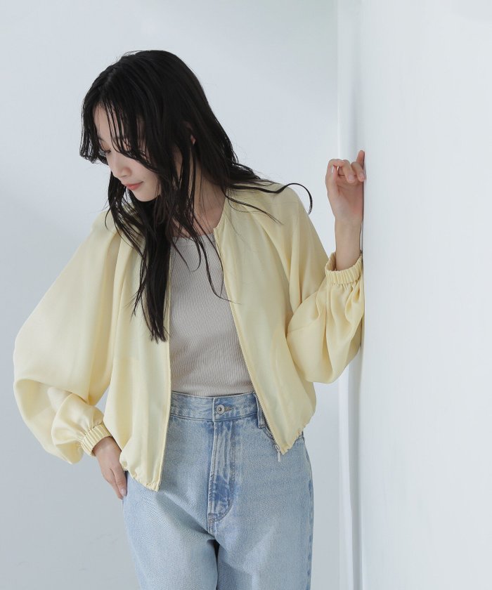 【ナチュラル ビューティー ベーシック/NATURAL BEAUTY BASIC】のシアークロップドブルゾン インテリア・キッズ・メンズ・レディースファッション・服の通販 founy(ファニー) https://founy.com/ ファッション Fashion レディースファッション WOMEN アウター Coat Outerwear ブルゾン Blouson/Jackets エアリー Airy シアー Sheer ドローストリング Drawstring フォルム Form フロント Front |ID: prp329100004527141 ipo3291000000032056443