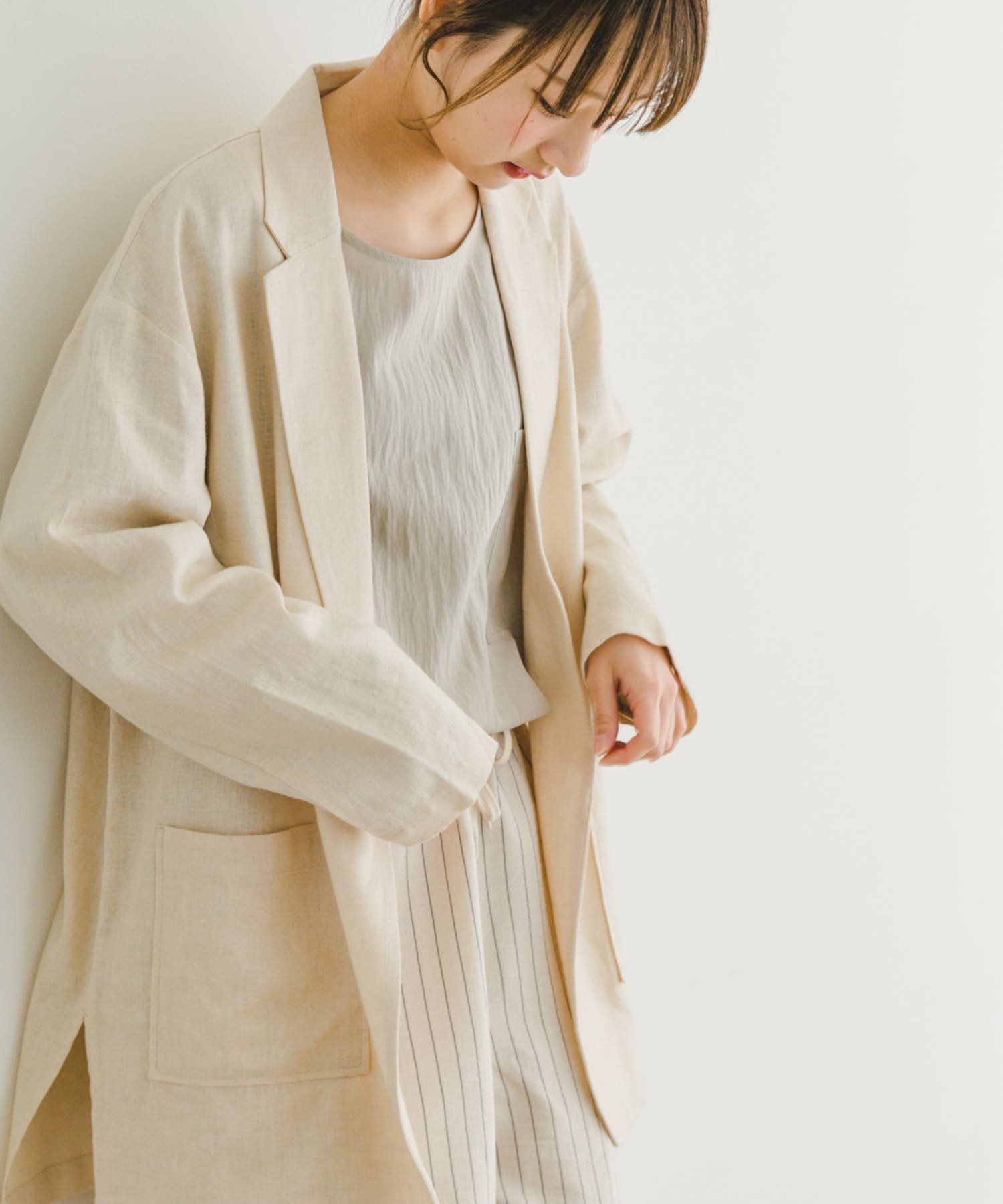 【その他のブランド/Other】のリネンレーヨンジャケット インテリア・キッズ・メンズ・レディースファッション・服の通販 founy(ファニー) 　ファッション　Fashion　レディースファッション　WOMEN　アウター　Coat Outerwear　ジャケット　Jackets　2025年　2025　2025春夏・S/S　Ss,Spring/Summer,2025　おすすめ　Recommend　シンプル　Simple　ジャケット　Jacket　ダウン　Down　デニム　Denim　リネン　Linen　リラックス　Relax　夏　Summer　S/S・春夏　Ss・Spring/Summer　L.BEG|ID: prp329100004527165 ipo3291000000032015398