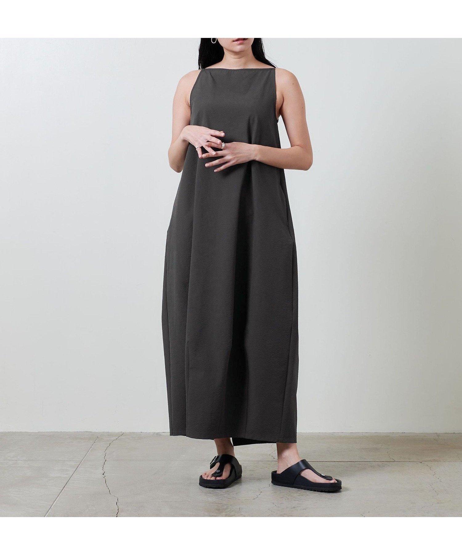 【ユナイテッドアローズ/UNITED ARROWS】のMARW UNITED ARROWS シアサッカー キャミソール ワンピース インテリア・キッズ・メンズ・レディースファッション・服の通販 founy(ファニー) 　ファッション　Fashion　レディースファッション　Ladies' Fashion Online　ワンピース　Dress　インナー　Inner　キャミソール　Camisole　スクエア　Square　ノースリーブ　No Sleeve　人気　Popularity　バルーン　Balloon　ポケット　Pocket　おすすめ　Recommend　夏　Summer　ビジネス 仕事 通勤　Business　DK.GRAY|ID: prp329100004527195 ipo3291000000032622494