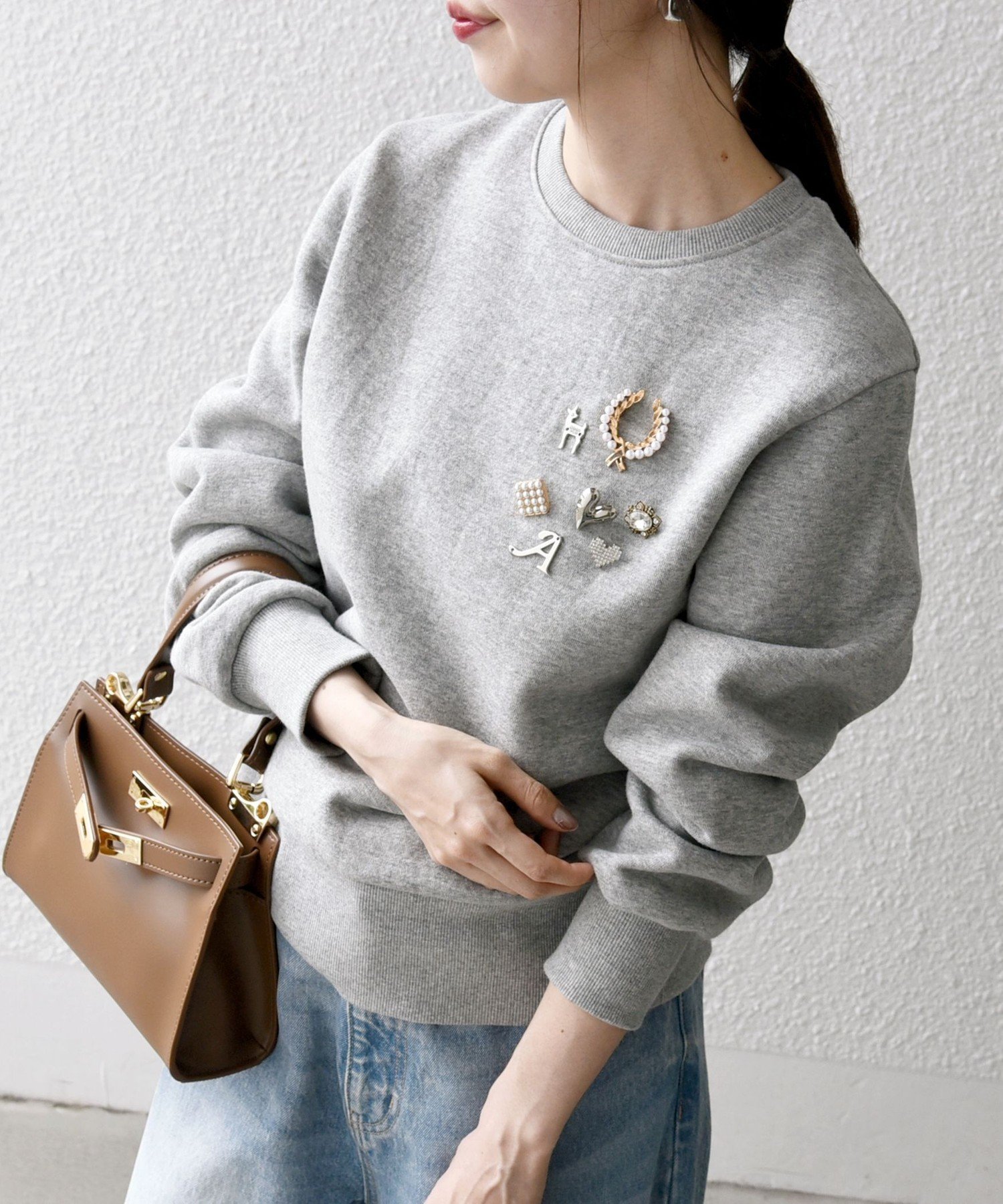 【シップス フォー ウィメン/SHIPS】のSHIPS any 手洗い可能 裏起毛 ビジュー クルーネック コンパクト プルオーバー インテリア・キッズ・メンズ・レディースファッション・服の通販 founy(ファニー) ファッション Fashion レディースファッション Fashion for Women トップス・カットソー Cut & Sew Tops カジュアルプルオーバー・ニットトップス Pullovers & Knit Tops / Casual Pullovers コンパクト Compact, Small Size ビジュー Bijou, Jewel-like Accent ライトグレー|ID: prp329100004527197 ipo3291000000033889299