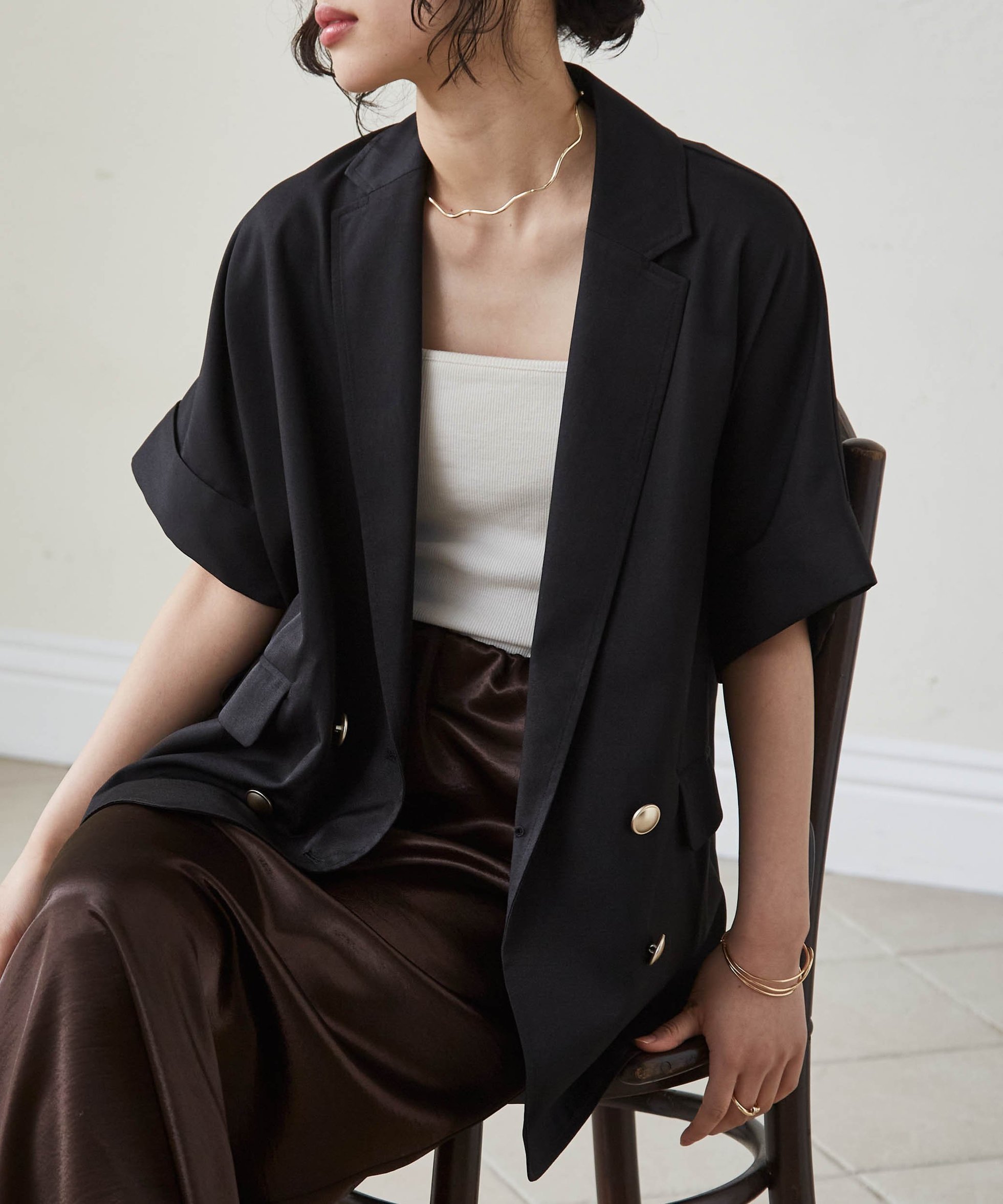 【ラナン/Ranan】のRanan/麻調ダブルボタンハーフスリーブジャケット インテリア・キッズ・メンズ・レディースファッション・服の通販 founy(ファニー) 　ファッション　Fashion　レディースファッション　WOMEN　アウター　Coat Outerwear　ジャケット　Jackets　ジャケット　Jacket　ダブル　Double　デニム　Denim　フラップ　Flap　ボックス　Box　ポケット　Pocket　リラックス　Relax　ブラック|ID: prp329100004527285 ipo3291000000032015893