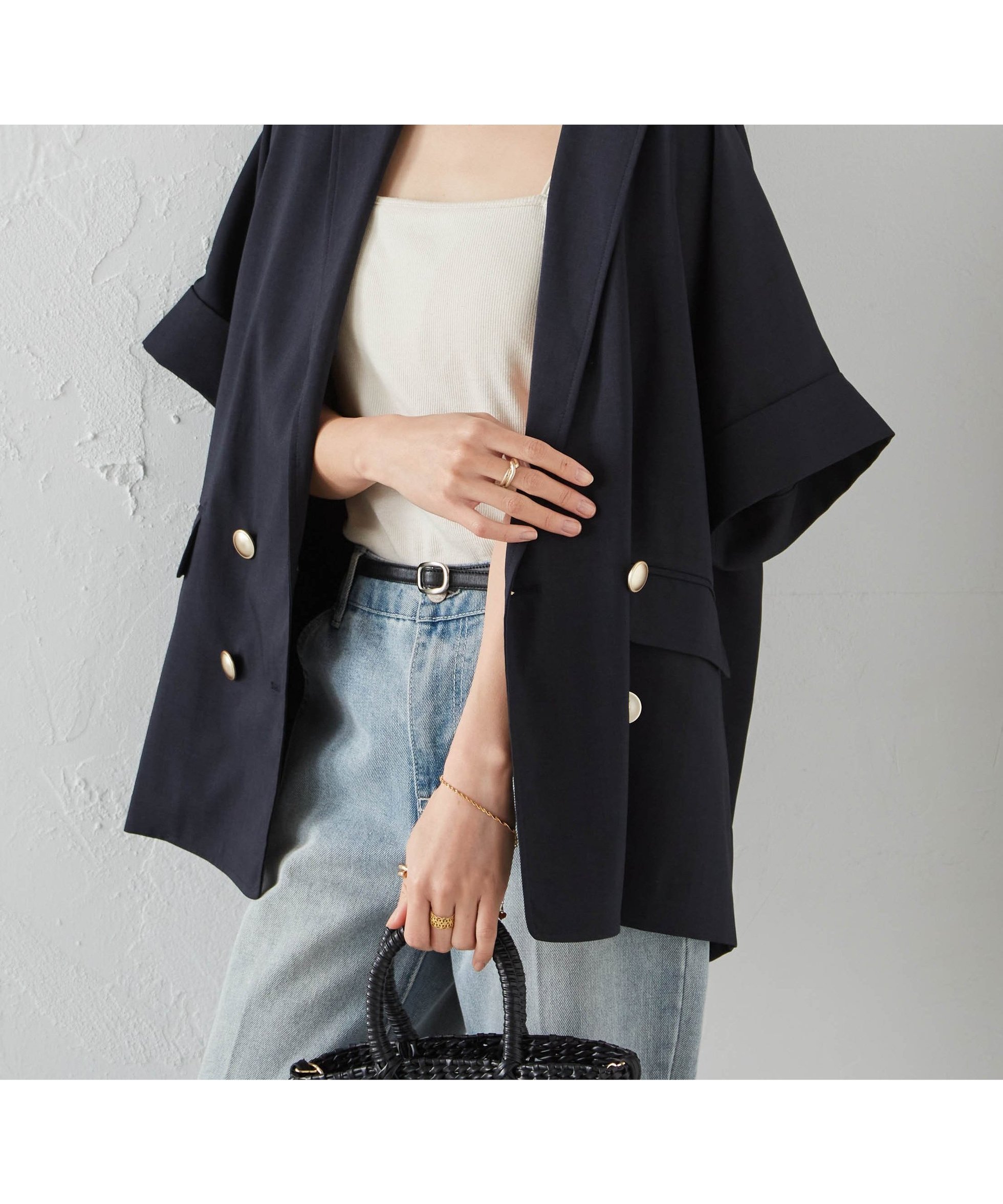 【ラナン/Ranan】のRanan/麻調ダブルボタンハーフスリーブジャケット インテリア・キッズ・メンズ・レディースファッション・服の通販 founy(ファニー) 　ファッション　Fashion　レディースファッション　Fashion for Women　アウター　Coat / Outerwear Collection　レディースジャケット・軽アウター　Jackets　ジャケット　Jacket, Outerwear　ダブル　Double, Double-Breasted　デニム　Denim, Jeans Material　フラップ　Flap, Flap Pocket　ボックス　Boxy, Box Shape　ポケット　Pocket, Pocket Detail　リラックス　Relax, Relaxed Fit　ネイビー|ID: prp329100004527285 ipo3291000000032745395
