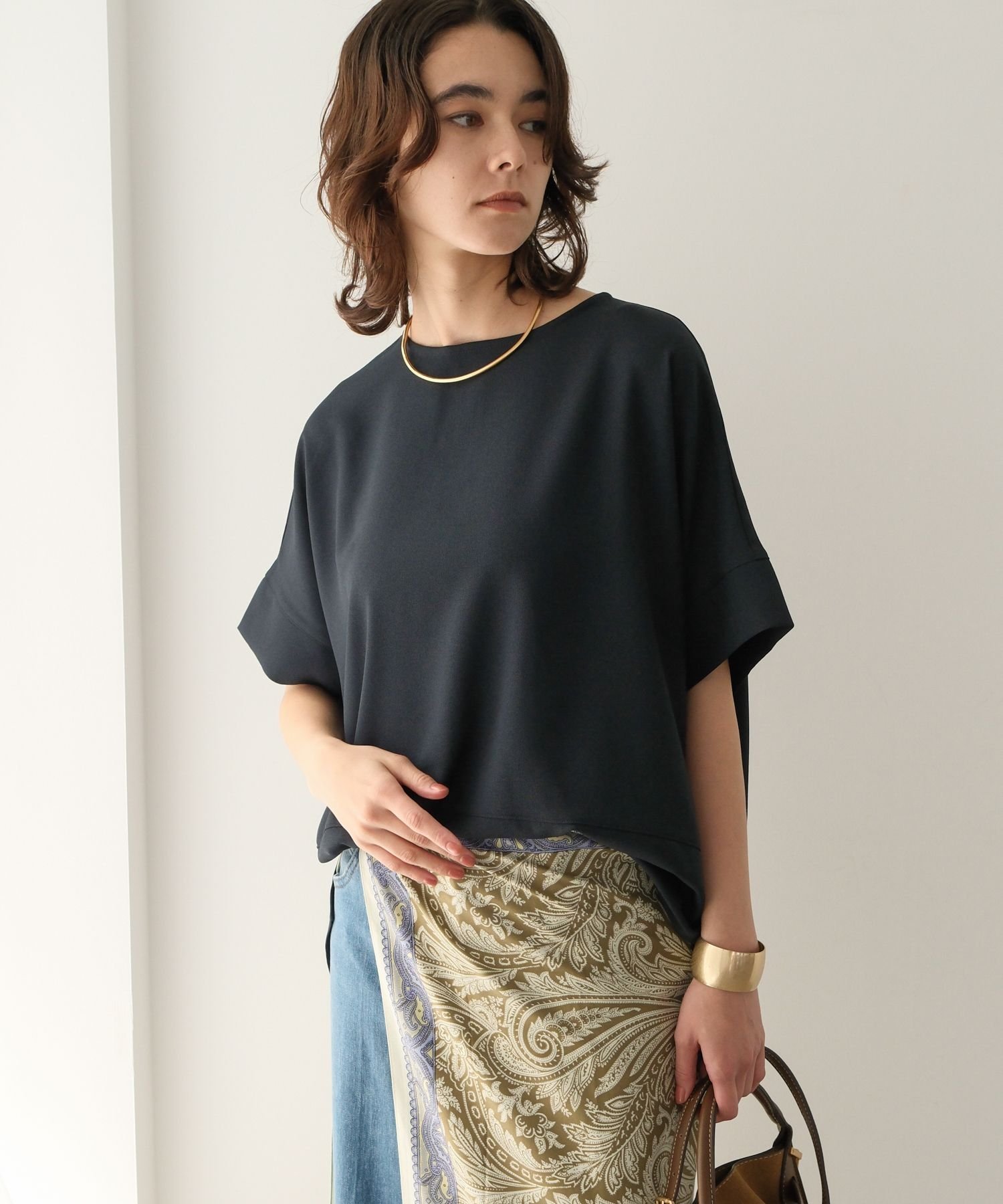 【エルーラ/Elura】のサラサラリラクシーTブラウス/321530 インテリア・キッズ・メンズ・レディースファッション・服の通販 founy(ファニー) 　ファッション　Fashion　レディースファッション　Fashion for Women　トップス・カットソー　Cut & Sew Tops　シャツ・ブラウス・オフィスカジュアル　Elegant Blouses & Button-Ups　おすすめ　Recommended / Our Picks　ジョーゼット　Georgette, Semi-Sheer Fabric　セットアップ　Set-Up, Coordinated Outfit　ボトム　Bottoms, Lower Wear　ワイド　Wide, Wide Fit　夏　Summer　定番　Standard, Basic Item　旅行　Travel　ネイビー88|ID: prp329100004527353 ipo3291000000033548502