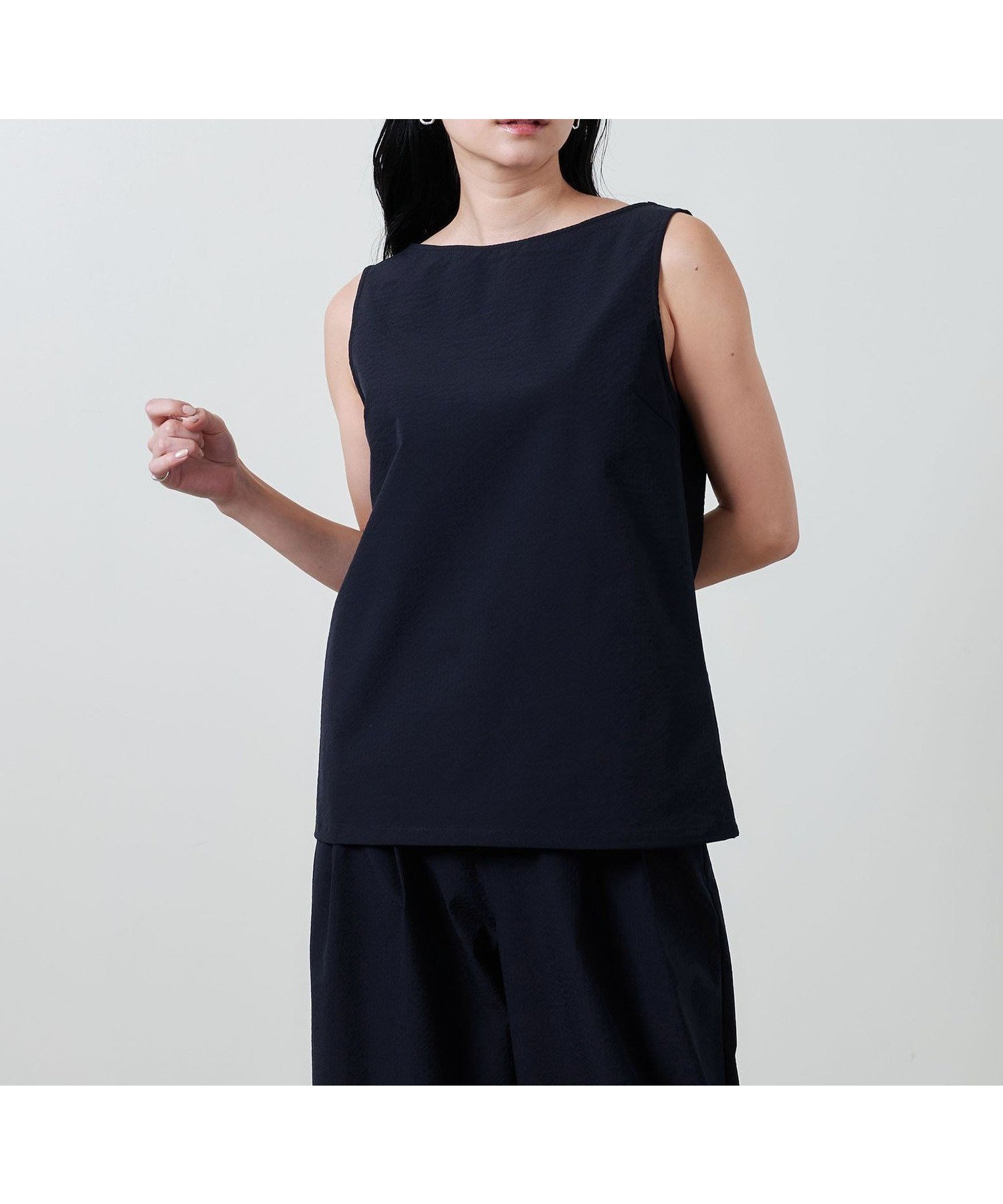 【ユナイテッドアローズ/UNITED ARROWS】のMARW UNITED ARROWS シアサッカー ノースリーブ ブラウス インテリア・キッズ・メンズ・レディースファッション・服の通販 founy(ファニー) 　ファッション　Fashion　レディースファッション　Fashion for Women　トップス・カットソー　Cut & Sew Tops　キャミソール&ノースリーブ　Camisoles & Sleeveless Tops　シャツ・ブラウス・オフィスカジュアル　Elegant Blouses & Button-Ups　サマー　Summer, Summer Style　セットアップ　Set-Up, Coordinated Outfit　ノースリーブ　Sleeveless, No-Sleeve　人気　Popular, Best Seller　おすすめ　Recommended / Our Picks　ビジネス 仕事 通勤　Business / Work / Commuting　NAVY|ID: prp329100004527389 ipo3291000000033297188