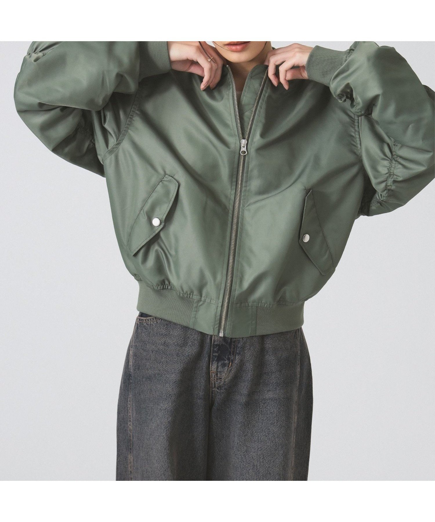 【ビームス ウイメン/BEAMS】のアーム ギャザー MA-1 ブルゾン 25SS 春 春アウター ミリタリー 人気、トレンドファッション・服の通販 founy(ファニー) 　ファッション　Fashion　レディースファッション　WOMEN　アウター　Coat Outerwear　ブルゾン　Blouson/Jackets　MA-1　MA-1　2024年　2024　2024春夏・S/S　Ss,Spring/Summer,2024　2025年　2025　2025春夏・S/S　Ss,Spring/Summer,2025　おすすめ　Recommend　ギャザー　Gather　スラックス　Slacks　デニム　Denim　バランス　Balance　ブルゾン　Blouson　ポケット　Pocket　ミリタリー　Military　レース　Race　夏　Summer　春　Spring　S/S・春夏　Ss・Spring/Summer　 other-1|ID: prp329100004527445 ipo3291000000032242455