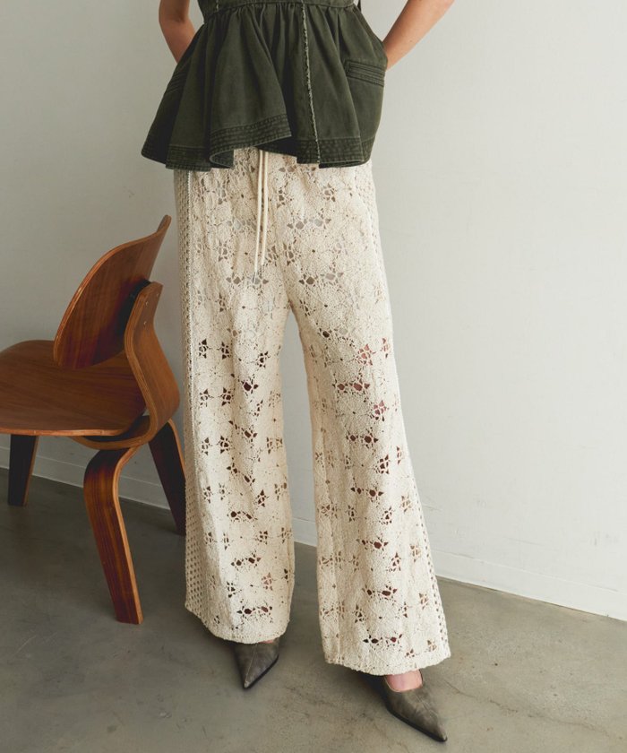 【メゾンスペシャル/MAISON SPECIAL】のMixed Lace Easy Pants インテリア・キッズ・メンズ・レディースファッション・服の通販 founy(ファニー) https://founy.com/ ファッション Fashion レディースファッション WOMEN パンツ Pants クロシェ Crochet シンプル Simple セットアップ Set Up レース Race 夏 Summer 旅行 Travel |ID: prp329100004527473 ipo3291000000032016654
