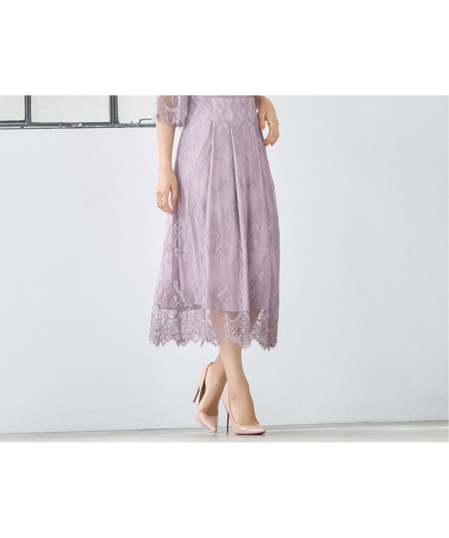 【ドレス/DRESS+】のワンピース ドレス 総レース Aライン ミモレ丈 結婚式 披露宴 パーティードレス インテリア・キッズ・メンズ・レディースファッション・服の通販 founy(ファニー) 　ファッション　Fashion　レディースファッション　Ladies' Fashion Online　ワンピース　Dress　ドレス　Party Dresses　エレガント 上品　Elegant　シアー　Sheer　スカラップ　Scalloped　デコルテ　Decolletage　ドレス　Dress　バランス　Balance　ミモレ　Mimore　レース　Race　披露宴　Wedding Reception　結婚式　Wedding Ceremony　ラベンダー|ID: prp329100004527493 ipo3291000000032643811