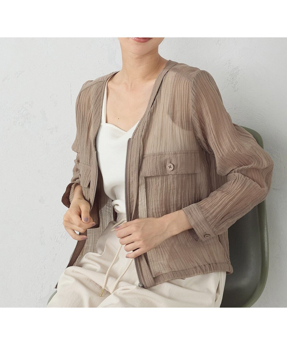 【コムサイズム/COMME CA ISM】のシアー Vネックブルゾン インテリア・キッズ・メンズ・レディースファッション・服の通販 founy(ファニー) 　ファッション　Fashion　レディースファッション　Fashion for Women　アウター　Coat / Outerwear Collection　ブルゾンジャケット・スポーティアウター　Blouson Jackets　トップス・カットソー　Cut & Sew Tops　Vネックトップス　V-Neck Tops / V-Cut Neckline Shirts　シアー　Sheer, See-Through　ブルゾン　Blouson, Bomber Jacket　モカ|ID: prp329100004527560 ipo3291000000032734493