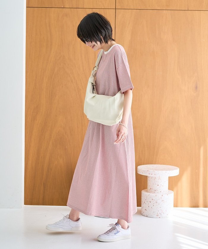 【フリークスストア/FREAK'S STORE】のビックシルエット カラー 細ボーダー 半袖 ワンピース【限定展開】 25SS インテリア・キッズ・メンズ・レディースファッション・服の通販 founy(ファニー) 　ファッション　Fashion　レディースファッション　WOMEN　ワンピース　Dress　2025年　2025　2025春夏・S/S　Ss,Spring/Summer,2025　ボーダー　Border　半袖　Short Sleeve　夏　Summer　S/S・春夏　Ss・Spring/Summer　ホワイト×レッド|ID: prp329100004527571 ipo3291000000032494396