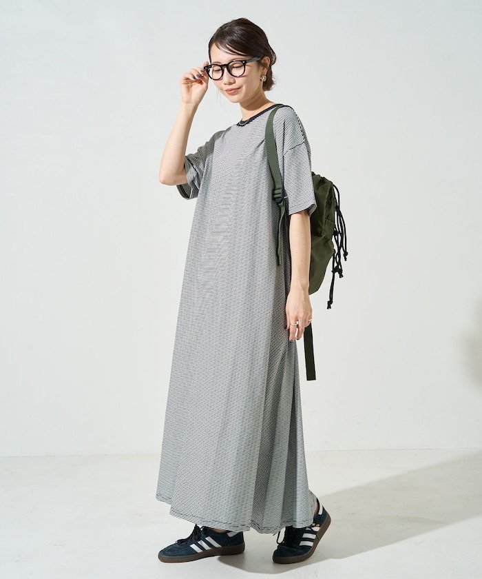 【フリークスストア/FREAK'S STORE】のビックシルエット カラー 細ボーダー 半袖 ワンピース【限定展開】 25SS インテリア・キッズ・メンズ・レディースファッション・服の通販 founy(ファニー) 　ファッション　Fashion　レディースファッション　Fashion for Women　ワンピース　Dresses　2025年　2025　2025春夏・S/S　Spring/Summer 2025 SS25　ボーダー　Border, Stripe　半袖　Short Sleeve, Half Sleeve　夏　Summer　S/S・春夏　SS, Spring/Summer, Warm Season　ブラック×オフホワイト|ID: prp329100004527571 ipo3291000000033270426