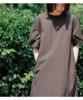【アーバンリサーチ ドアーズ/URBAN RESEARCH DOORS】の『撥水/UVカット/UR TECH』 ナイロンタッサーワンピース 人気、トレンドファッション・服の通販 founy(ファニー) ファッション Fashion レディースファッション WOMEN ワンピース Dress 2025年 2025 2025春夏・S/S Ss,Spring/Summer,2025 おすすめ Recommend シンプル Simple スリーブ Sleeve 夏 Summer S/S・春夏 Ss・Spring/Summer 軽量 Lightweight |ID:prp329100004527628