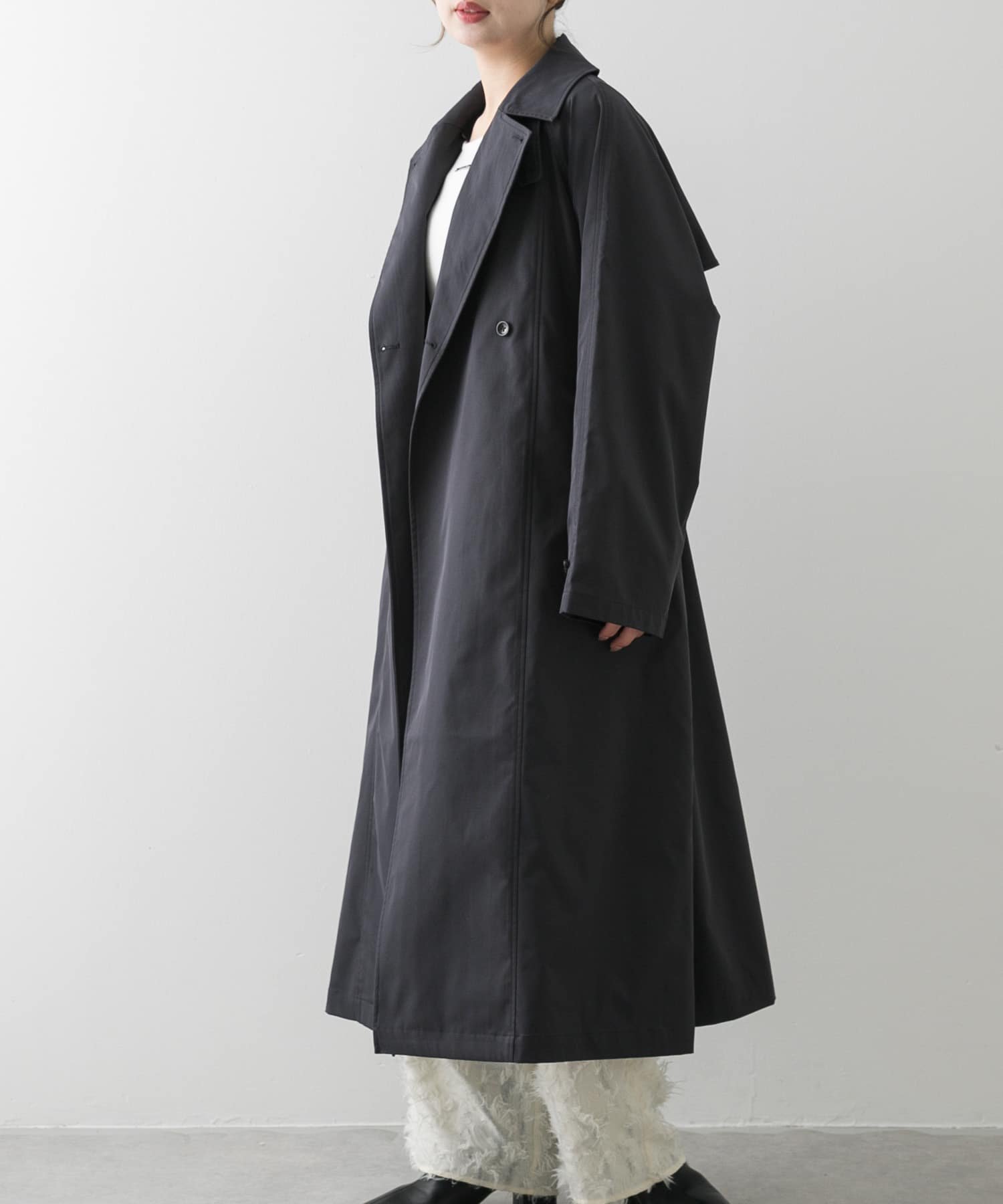 【センスオブプレイス/SENSE OF PLACE by URBAN RESEARCH】のラグラントレンチコート インテリア・キッズ・メンズ・レディースファッション・服の通販 founy(ファニー) 　ファッション　Fashion　レディースファッション　WOMEN　アウター　Coat Outerwear　コート　Coats　トレンチコート　Trench Coats　2025年　2025　2025春夏・S/S　Ss,Spring/Summer,2025　エレガント 上品　Elegant　シンプル　Simple　スタンド　Stand　夏　Summer　S/S・春夏　Ss・Spring/Summer　CHARCOAL|ID: prp329100004527635 ipo3291000000032017338