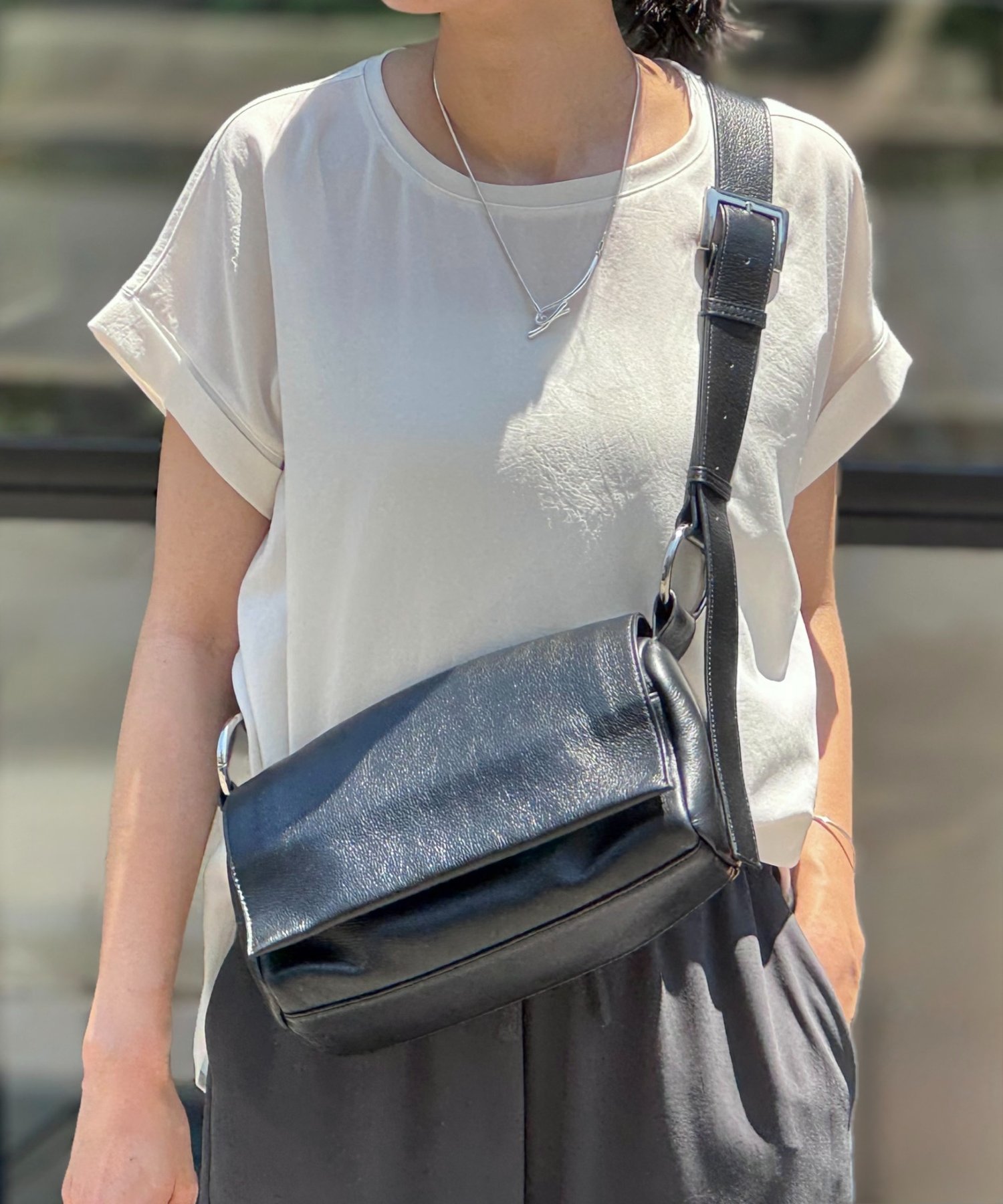 【その他のブランド/Other】の《ベルト付替え可》レザーボディバッグ 人気、トレンドファッション・服の通販 founy(ファニー) 　ファッション　Fashion　レディースファッション　Fashion for Women　バッグ　Bags　ベルト&ウエストマーク　Belts & Waist Accessories　ショルダー　Shoulder, Shoulder Strap　スカーフ　Scarf, Neckwear　フラップ　Flap, Flap Pocket　ポケット　Pocket, Pocket Detail　マグネット　Magnet, Magnetic Closure　 other-1|ID: prp329100004527690 ipo3291000000032724632
