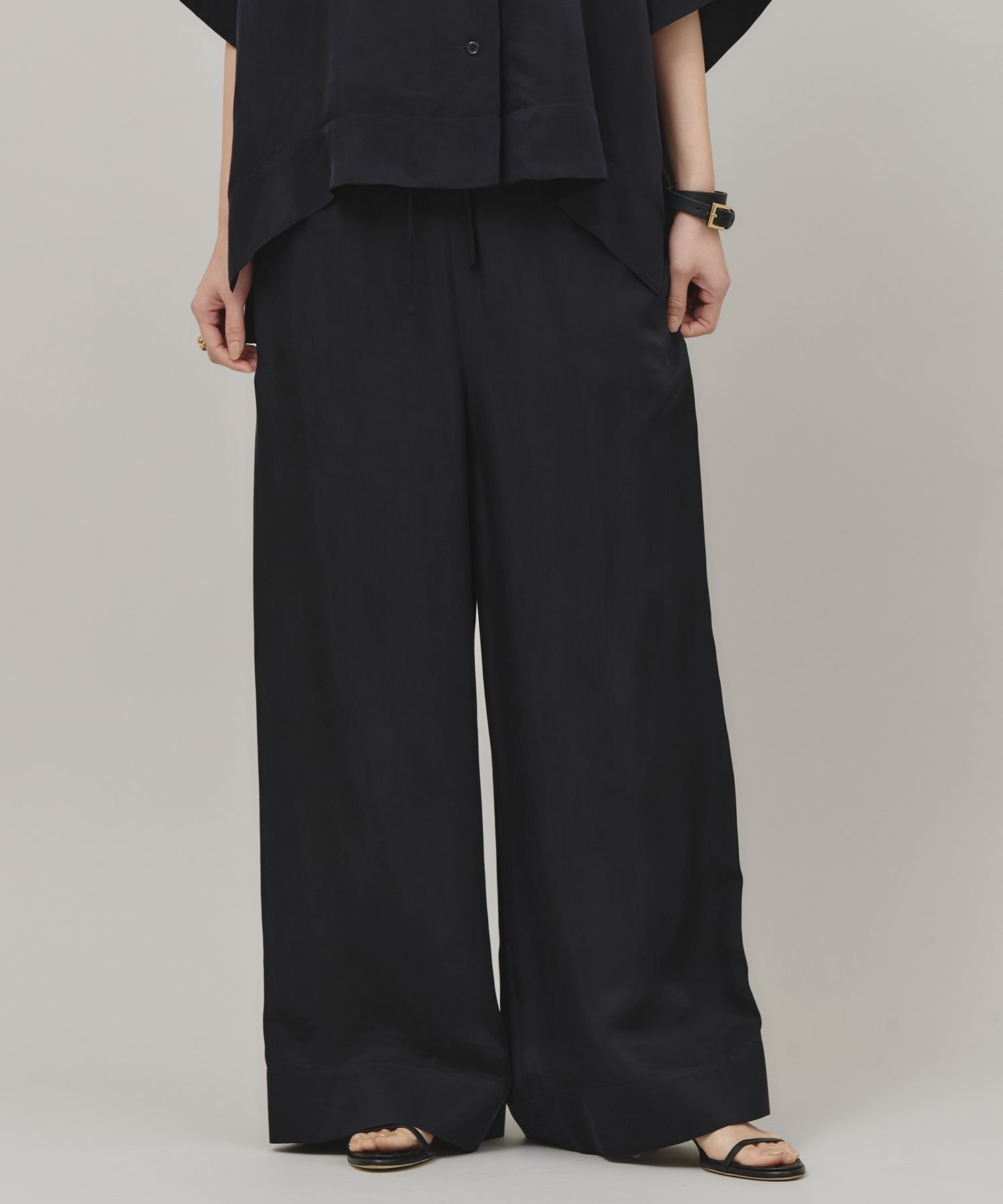 【カレンソロジー/Curensology】のシルキードロストパンツ インテリア・キッズ・メンズ・レディースファッション・服の通販 founy(ファニー) 　ファッション　Fashion　レディースファッション　WOMEN　パンツ　Pants　エレガント 上品　Elegant　キュプラ　Cupra　シルキー　Silky　シルク　Silk　シンプル　Simple　ドローストリング　Drawstring　ネイビー88|ID: prp329100004527692 ipo3291000000032017563