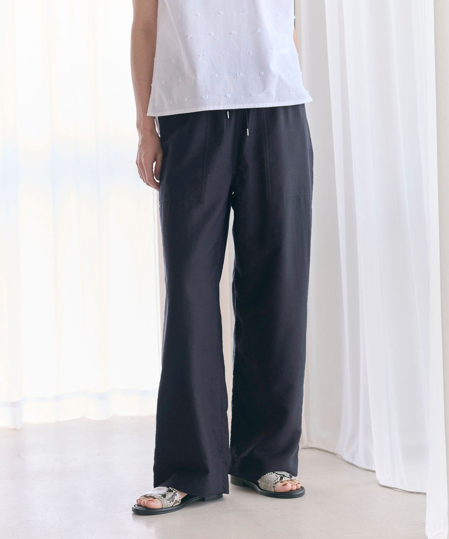【ビューティ&ユース ユナイテッドアローズ/BEAUTY&YOUTH / UNITED ARROWS】のツイルパッチポケットイージーパンツ 3 -ウォッシャブル- インテリア・キッズ・メンズ・レディースファッション・服の通販 founy(ファニー) 　ファッション　Fashion　レディースファッション　Fashion for Women　パンツ　Pants & Trousers　ウォッシャブル　Machine Washable　春　Spring　クロップド　Cropped, Short Length　サマー　Summer, Summer Style　サンダル　Sandals, Summer Shoes　シューズ　Shoes, Footwear　スニーカー　Sneakers, Trainers　トレンド　Trend, Trending Now　ドレープ　Drape, Draping Fabric　定番　Standard, Basic Item　パッチ　Patch, Appliqué　プリント　Print, Printed Pattern　ポケット　Pocket, Pocket Detail　リラックス　Relax, Relaxed Fit　ワイド　Wide, Wide Fit　S/S・春夏　SS, Spring/Summer, Warm Season　おすすめ　Recommended / Our Picks　夏　Summer　エレガント 上品　Elegant　NAVY|ID: prp329100004527704 ipo3291000000032604392
