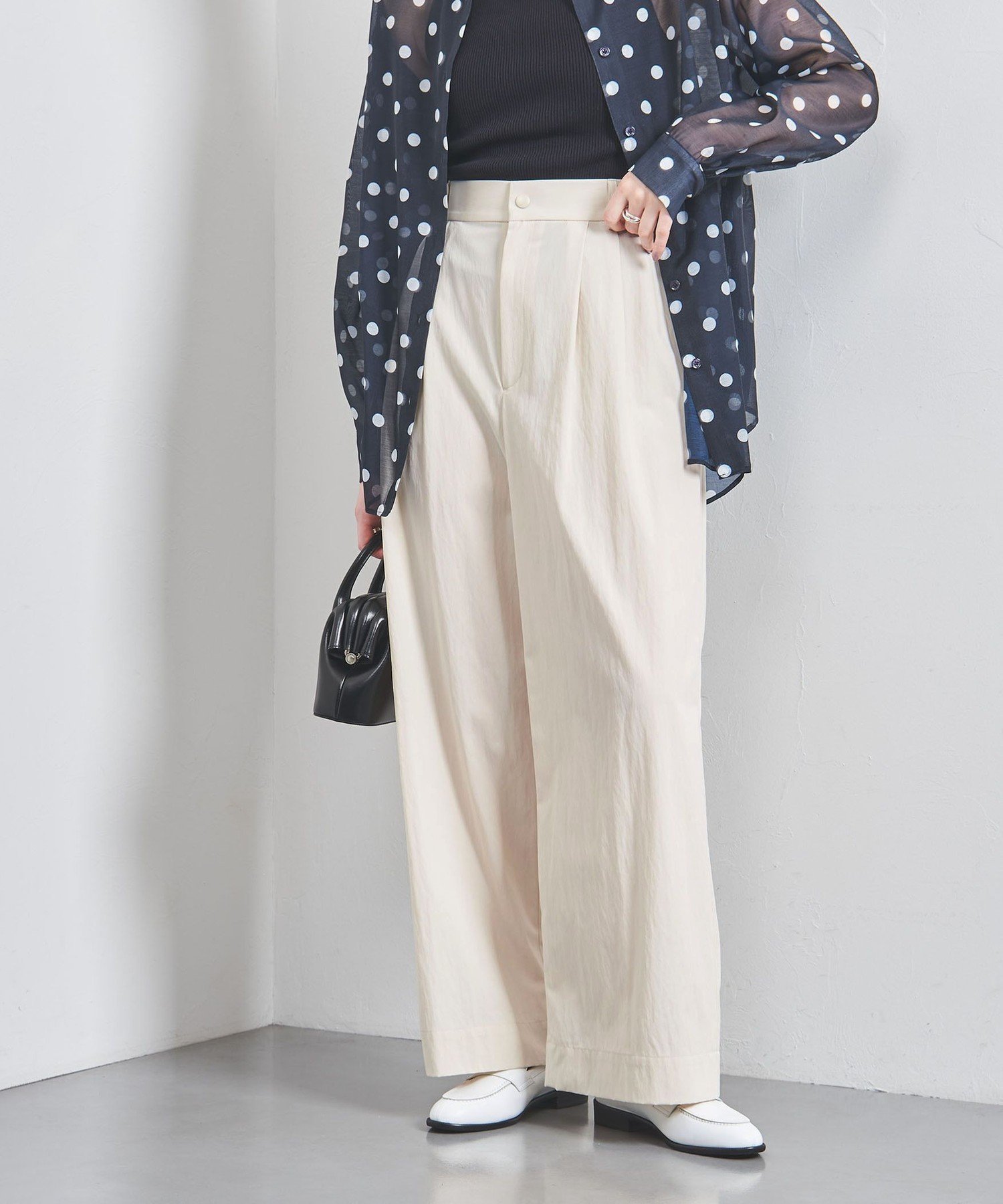【ユナイテッドアローズ/UNITED ARROWS】のダブルタック イージー パンツ インテリア・キッズ・メンズ・レディースファッション・服の通販 founy(ファニー) 　ファッション　Fashion　レディースファッション　Fashion for Women　パンツ　Pants & Trousers　アクセサリー　Fashion Accessories　コンパクト　Compact, Small Size　シューズ　Shoes, Footwear　スウェット / スエット　Sweatshirt, Sweatwear　スポーティ　Sporty, Casual Athletic　ダブル　Double, Double-Breasted　ドット　Polka Dot, Dot Pattern　フィット　Fit, Slim Fit　フロント　Front, Front Design　ポケット　Pocket, Pocket Detail　ワイド　Wide, Wide Fit　おすすめ　Recommended / Our Picks　NATURAL|ID: prp329100004527778 ipo3291000000032683226