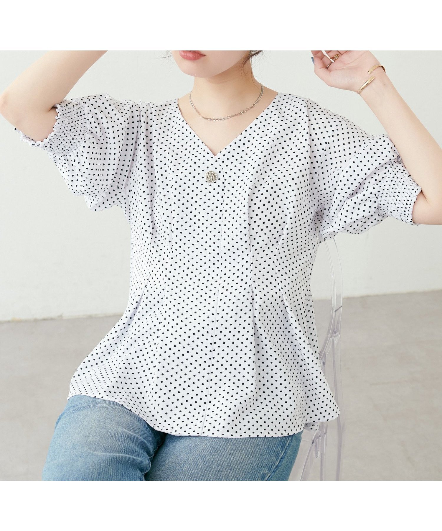 【ナチュラルクチュール/natural couture】のosonoタックデザインペプラム5分袖ブラウス インテリア・キッズ・メンズ・レディースファッション・服の通販 founy(ファニー) 　ファッション　Fashion　レディースファッション　WOMEN　トップス・カットソー　Tops/Tshirt　シャツ/ブラウス　Shirts/Blouses　ギャザー　Gather　スラックス　Slacks　ダウン　Down　チェック　Check　チュニック　Tunic　デニム　Denim　ドット　Dot　フレア　Flare　フロント　Front　ペプラム　Peplum　ボトム　Bottom　ポケット　Pocket　半袖　Short Sleeve　無地　Plain Color　おすすめ　Recommend　エレガント 上品　Elegant　2025年　2025　2025春夏・S/S　Ss,Spring/Summer,2025　その他1|ID: prp329100004528044 ipo3291000000032018987