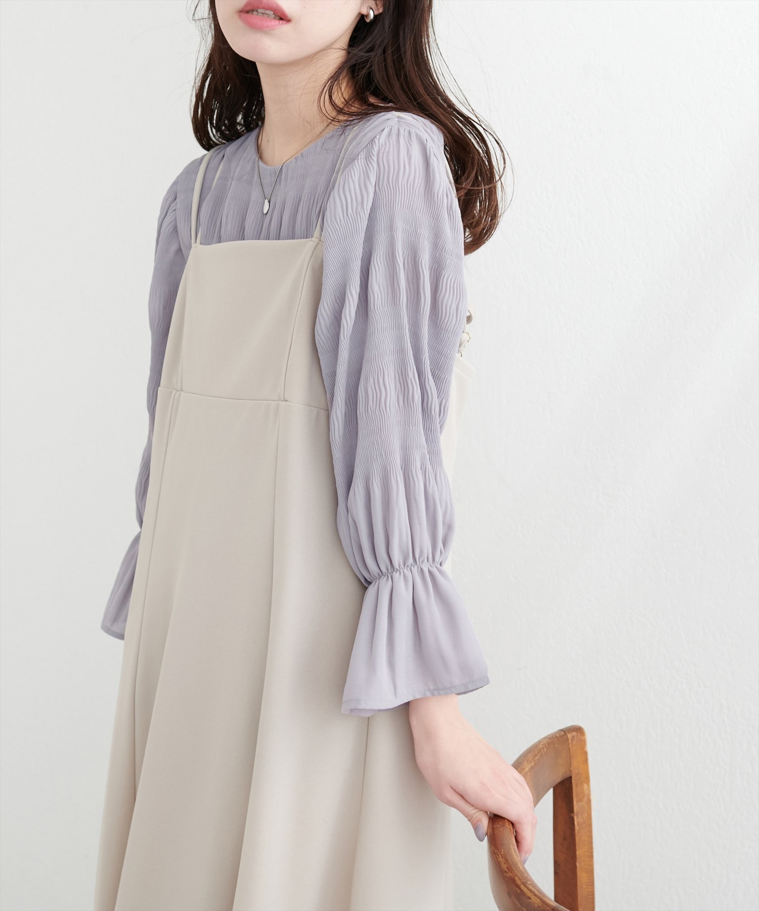 【ナチュラルクチュール/natural couture】のマジョリカプリーツブラウス インテリア・キッズ・メンズ・レディースファッション・服の通販 founy(ファニー) 　ファッション　Fashion　レディースファッション　WOMEN　トップス・カットソー　Tops/Tshirt　シャツ/ブラウス　Shirts/Blouses　2025年　2025　2025春夏・S/S　Ss,Spring/Summer,2025　インナー　Inner　キャミワンピース　Cami Dress　シアー　Sheer　シンプル　Simple　フェミニン　Feminine　プリーツ　Pleats　グレイッシュベージュ|ID: prp329100004528063 ipo3291000000032290094
