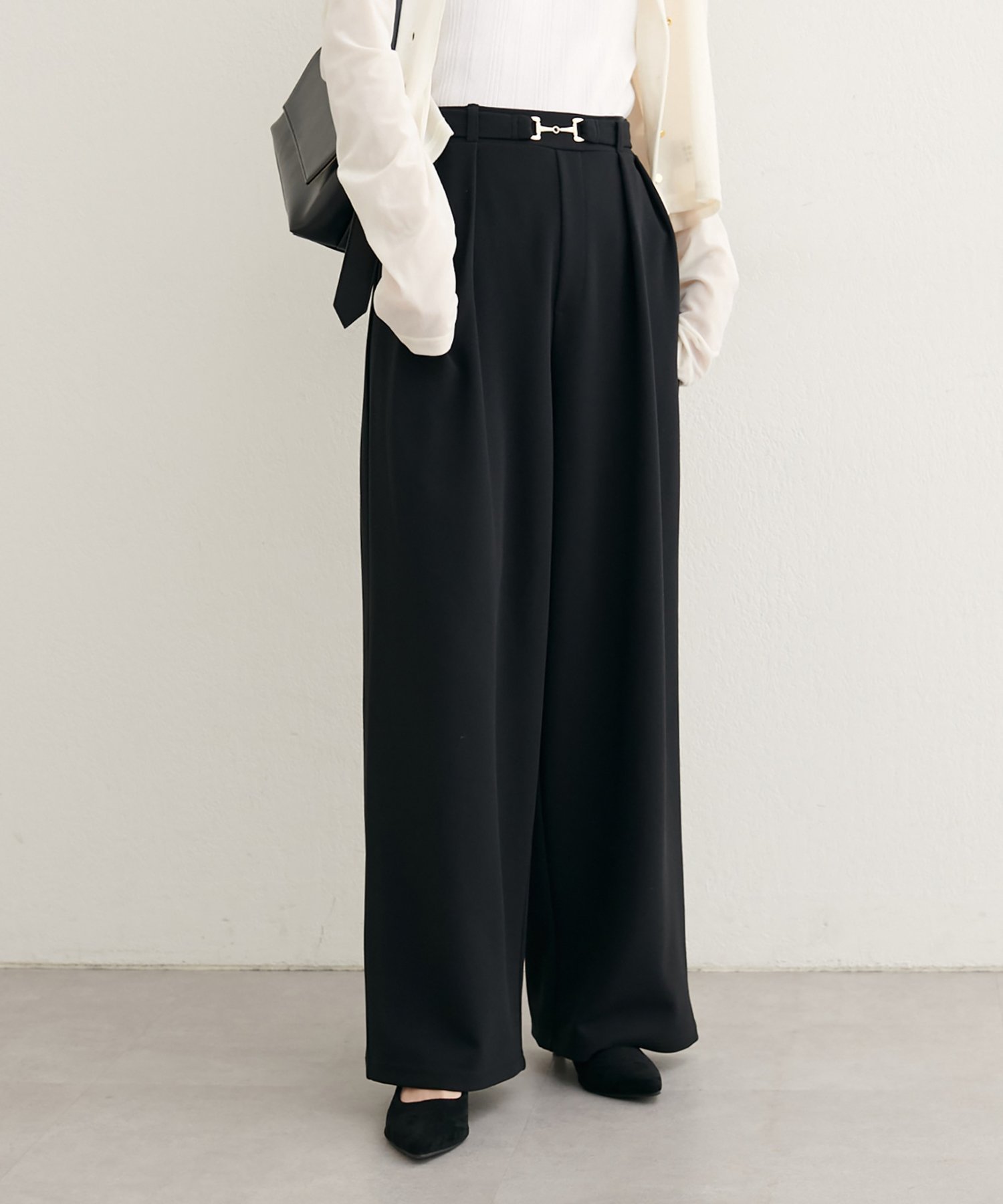 【ナチュラルクチュール/natural couture】のビットベルトストレッチパンツ インテリア・キッズ・メンズ・レディースファッション・服の通販 founy(ファニー) 　ファッション　Fashion　レディースファッション　Fashion for Women　パンツ　Pants & Trousers　ベルト&ウエストマーク　Belts & Waist Accessories　コンパクト　Compact, Small Size　ジョーゼット　Georgette, Semi-Sheer Fabric　ストレート　Straight, Straight Cut　ダウン　Down, Puffer　トレンド　Trend, Trending Now　人気　Popular, Best Seller　フロント　Front, Front Design　ポケット　Pocket, Pocket Detail　おすすめ　Recommended / Our Picks　エレガント 上品　Elegant　2025年　2025　2025-2026秋冬・A/W　Autumn/Winter 2025–26 AW25–26　ブラック|ID: prp329100004528069 ipo3291000000033859952