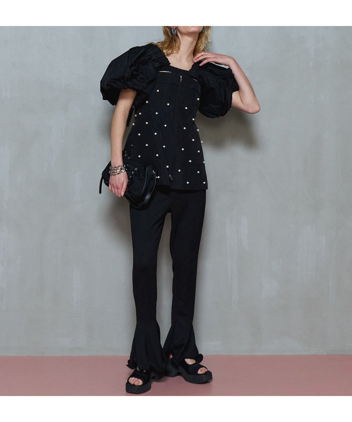 【メゾンスペシャル/MAISON SPECIAL】のRuffle Hem Flare Pants インテリア・キッズ・メンズ・レディースファッション・服の通販 founy(ファニー) 　ファッション　Fashion　レディースファッション　WOMEN　パンツ　Pants　カットソー　Cut And Sew　シフォン　Chiffon　プリント　Print　メッシュ　Mesh　モチーフ　Motif　夏　Summer　BLK|ID: prp329100004528075 ipo3291000000032019131