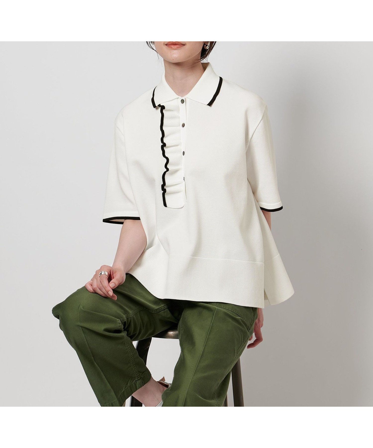 【ユナイテッドアローズ/UNITED ARROWS】のミニマルフリル ニット 5SL インテリア・キッズ・メンズ・レディースファッション・服の通販 founy(ファニー) 　ファッション　Fashion　レディースファッション　Fashion for Women　トップス・カットソー　Cut & Sew Tops　ニット　Knit Tops & Sweaters　おすすめ　Recommended / Our Picks　スリット　Slit, Slit Detail　タイトスカート　Pencil Skirt, Tight Skirt　デニム　Denim, Jeans Material　フリル　Frill, Ruffle　フロント　Front, Front Design　マニッシュ　Mannish, Boyish　ワイド　Wide, Wide Fit　OFF WHITE|ID: prp329100004528139 ipo3291000000032539671