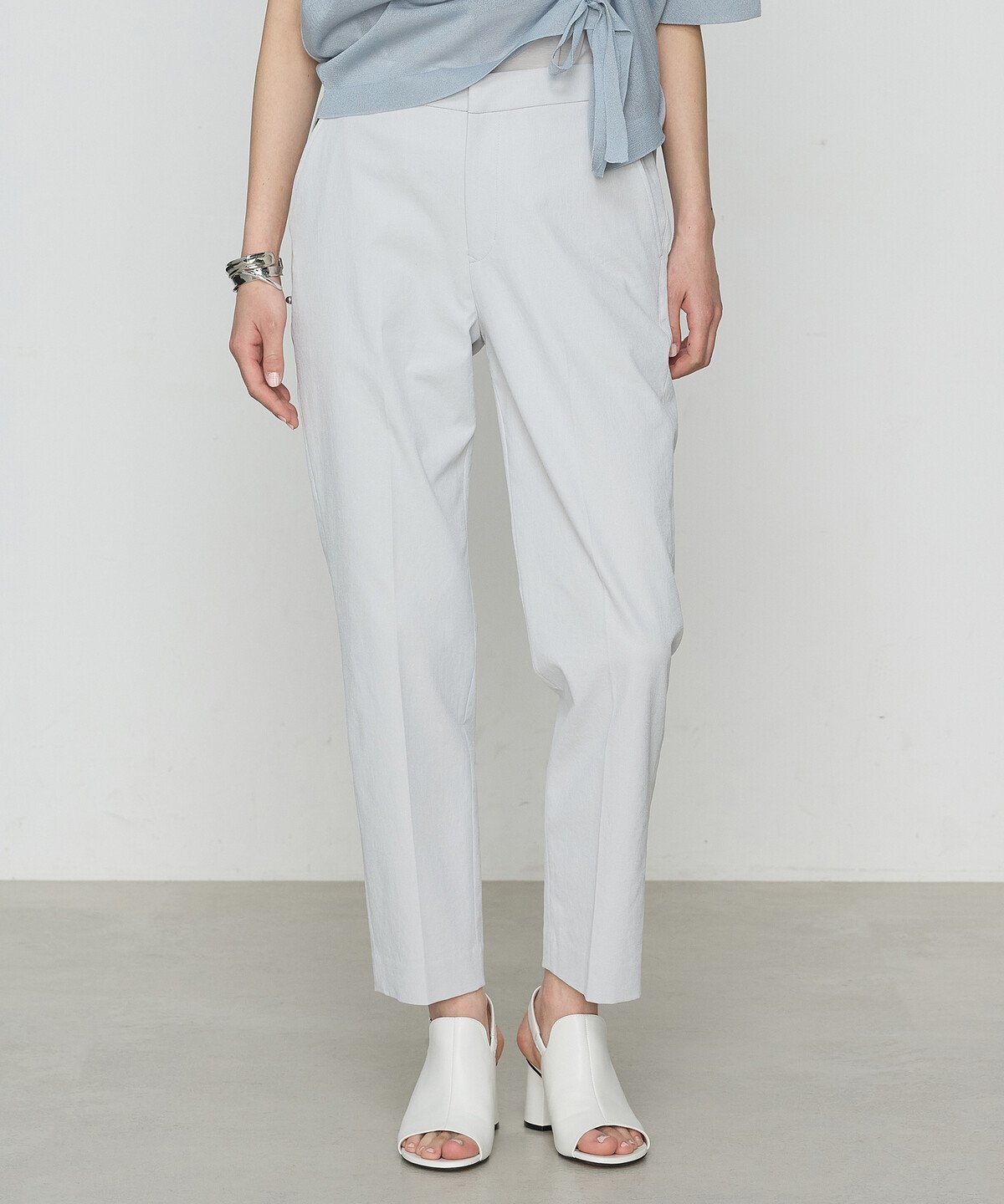 【コムサ/COMME CA】のドライオックス すっきり細見えパンツ インテリア・キッズ・メンズ・レディースファッション・服の通販 founy(ファニー) 　ファッション　Fashion　レディースファッション　Fashion for Women　パンツ　Pants & Trousers　ストレッチ　Stretch, Stretchy Fabric　センター　Center, Center Line　ビジネス 仕事 通勤　Business / Work / Commuting　楽ちん　Easy Fit, Comfortable　03:ライトグレー|ID: prp329100004528176 ipo3291000000032748049