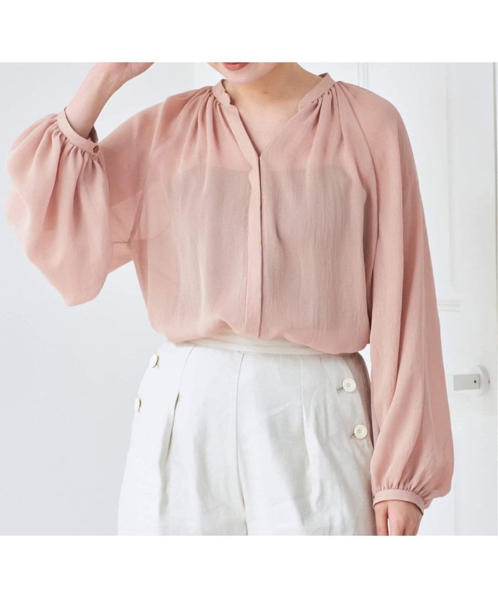【イエナ/IENA】のシアージョーゼット ギャザーブラウス インテリア・キッズ・メンズ・レディースファッション・服の通販 founy(ファニー) https://founy.com/ ファッション Fashion レディースファッション WOMEN トップス・カットソー Tops/Tshirt シャツ/ブラウス Shirts/Blouses 2025年 2025 2025春夏・S/S Ss,Spring/Summer,2025 ギャザー Gather デコルテ Decolletage フロント Front エレガント 上品 Elegant ビジネス 仕事 通勤 Business |ID: prp329100004528192 ipo3291000000032019638
