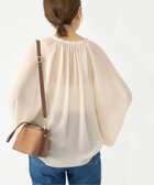 【イエナ/IENA】のシアージョーゼット ギャザーブラウス ナチュラル|ID: prp329100004528192 ipo3291000000032019643