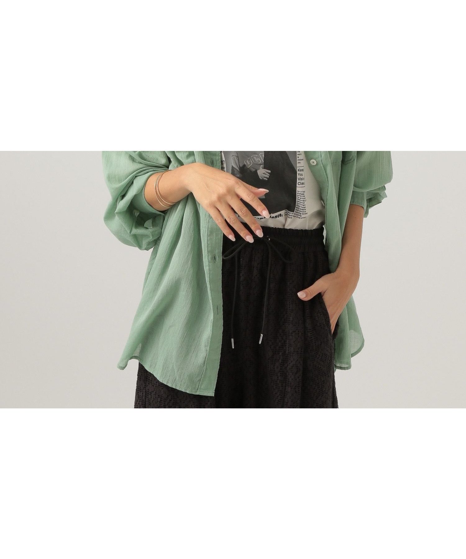 【ベイフロー/BAYFLOW】の程よい透け感 コットンシアーシャツ インテリア・キッズ・メンズ・レディースファッション・服の通販 founy(ファニー) 　ファッション　Fashion　レディースファッション　Ladies' Fashion Online　トップス・カットソー　Tops/Tshirt　シャツ/ブラウス　Shirts/Blouses　おすすめ　Recommend　ストライプ　Stripe　フロント　Front　プリント　Print　ポケット　Pocket　ワッシャー　Washer　夏　Summer　定番　Standard　羽織　Haori　ライトグリーン72|ID: prp329100004528231 ipo3291000000032628299