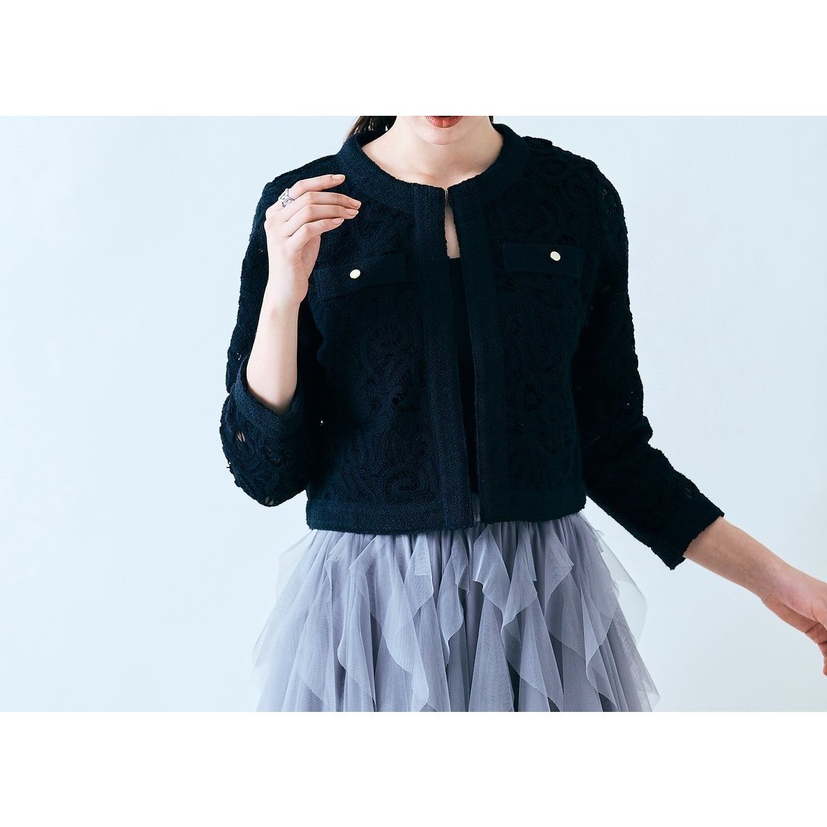 【ローズティアラ/Rose Tiara】のレースノーカラーブラウス インテリア・キッズ・メンズ・レディースファッション・服の通販 founy(ファニー) 　ファッション　Fashion　レディースファッション　Fashion for Women　トップス・カットソー　Cut & Sew Tops　シャツ・ブラウス・オフィスカジュアル　Elegant Blouses & Button-Ups　インナー　Innerwear　カットソー　Cut and Sewn Top　シアー　Sheer, See-Through　ショート　Short, Short Length　スタンダード　Standard, Basic　スマート　Smart, Elegant　チュール　Tulip, Tulip Motif　デニム　Denim, Jeans Material　フェミニン　Feminine, Girly　プリント　Print, Printed Pattern　ポケット　Pocket, Pocket Detail　レース　Lace, Lace Fabric　ワイド　Wide, Wide Fit　ブラック|ID: prp329100004528248 ipo3291000000033586885