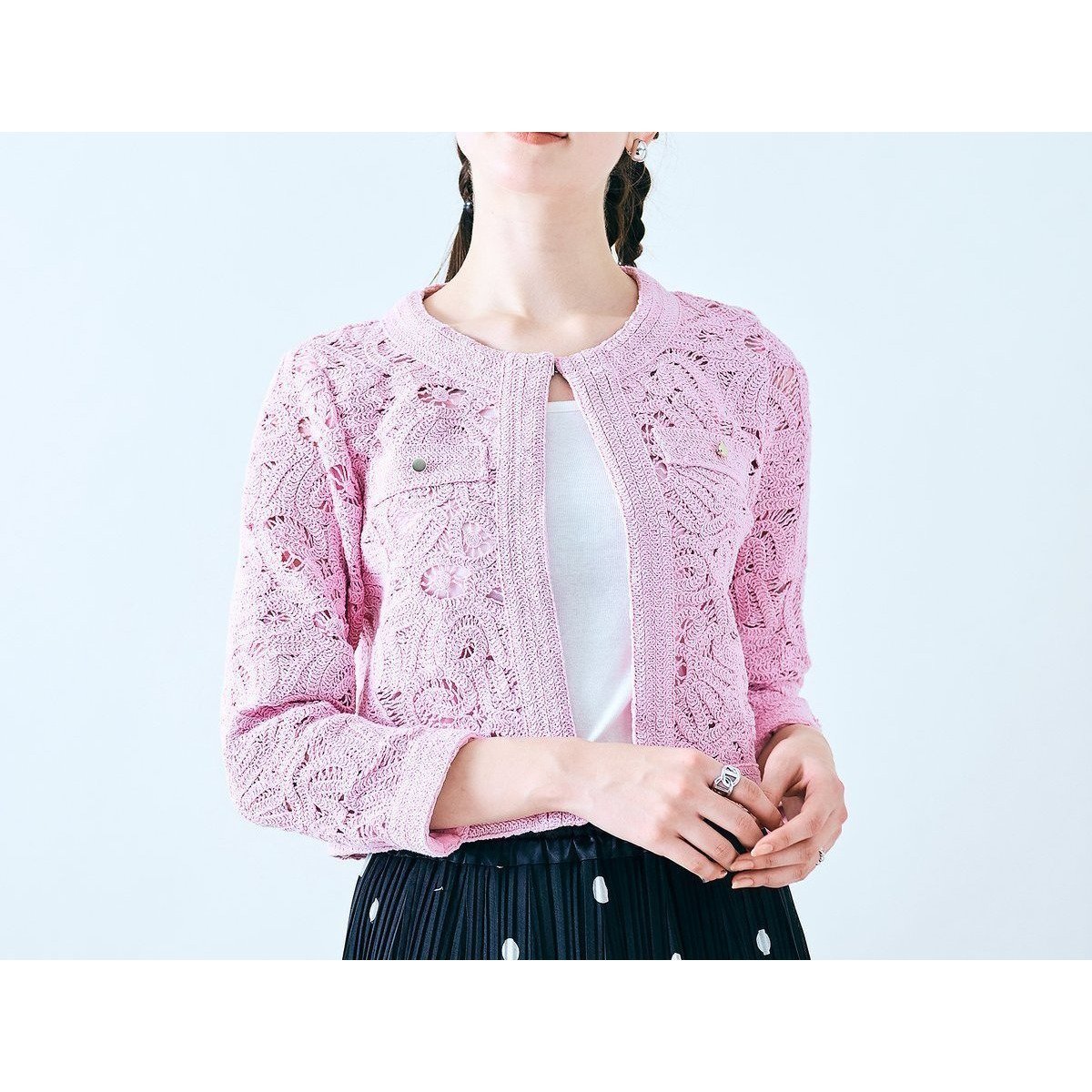 【ローズティアラ/Rose Tiara】のレースノーカラーブラウス インテリア・キッズ・メンズ・レディースファッション・服の通販 founy(ファニー) 　ファッション　Fashion　レディースファッション　Fashion for Women　トップス・カットソー　Cut & Sew Tops　シャツ・ブラウス・オフィスカジュアル　Elegant Blouses & Button-Ups　インナー　Innerwear　カットソー　Cut and Sewn Top　シアー　Sheer, See-Through　ショート　Short, Short Length　スタンダード　Standard, Basic　スマート　Smart, Elegant　チュール　Tulip, Tulip Motif　デニム　Denim, Jeans Material　フェミニン　Feminine, Girly　プリント　Print, Printed Pattern　ポケット　Pocket, Pocket Detail　レース　Lace, Lace Fabric　ワイド　Wide, Wide Fit　ピンク|ID: prp329100004528248 ipo3291000000033586887