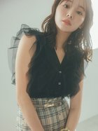 【スナイデル/SNIDEL】のチュールフリルノースリニットプルオーバー 人気、トレンドファッション・服の通販 founy(ファニー) ファッション Fashion レディースファッション WOMEN トップス・カットソー Tops/Tshirt ニット Knit Tops プルオーバー Pullover おすすめ Recommend ウェーブ Wave コンパクト Compact ストレート Straight バランス Balance フリル Frills フロント Front ベスト Vest 人気 Popularity 今季 This Season 定番 Standard 春 Spring thumbnail BLK[009]|ID: prp329100004528257 ipo3291000000032311498