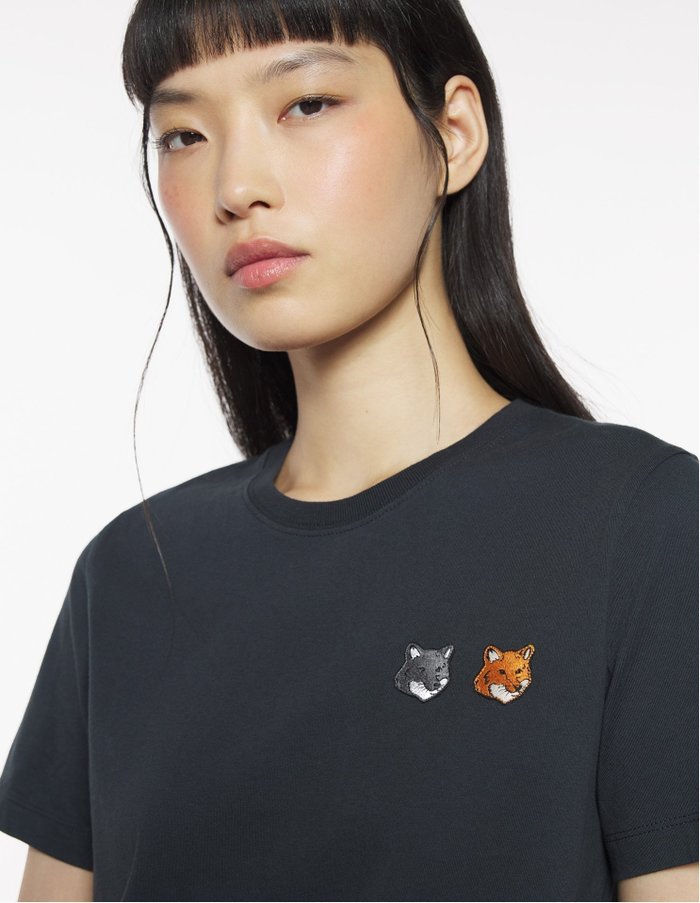 【メゾン キツネ/MAISON KITSUNE】のDOUBLE BOLD FOX HEAD REGULAR TEE-SHIRT インテリア・キッズ・メンズ・レディースファッション・服の通販 founy(ファニー) https://founy.com/ ファッション Fashion レディースファッション Ladies' Fashion Online トップス・カットソー Tops/Tshirt シャツ/ブラウス Shirts/Blouses パッチ Patch フィット Fit レギュラー Regular 半袖 Short Sleeve 夏 Summer S/S・春夏 Ss・Spring/Summer |ID: prp329100004528323 ipo3291000000032651447