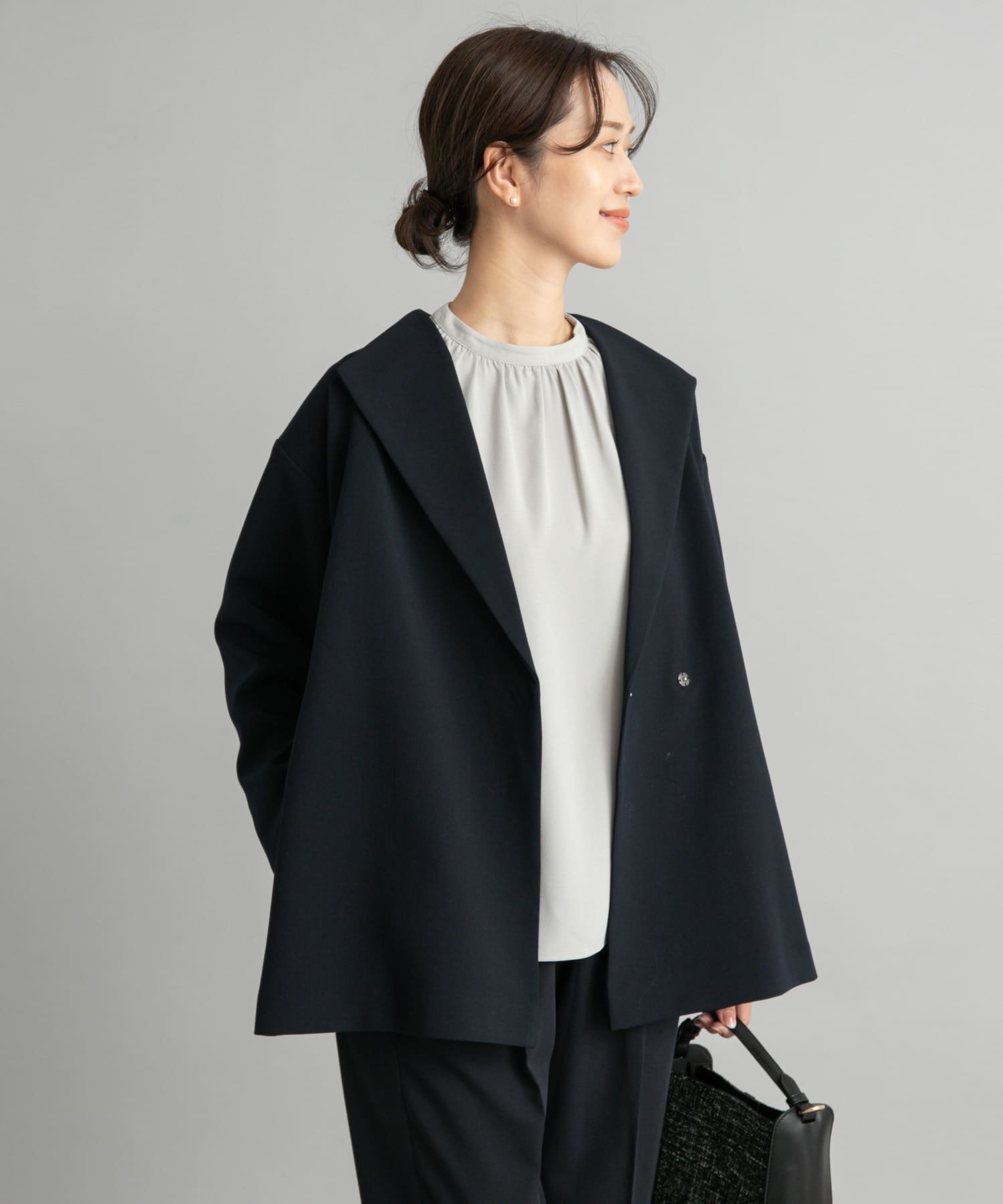 【アーバンリサーチ ドアーズ/URBAN RESEARCH DOORS】のダブルクロスショートガウン インテリア・キッズ・メンズ・レディースファッション・服の通販 founy(ファニー) 　ファッション　Fashion　レディースファッション　WOMEN　2025年　2025　2025春夏・S/S　Ss,Spring/Summer,2025　ガウン　Gown　ショート　Short　シンプル　Simple　セレモニー　Ceremony　ダブル　Double　ドレープ　Drape　フロント　Front　エレガント 上品　Elegant　人気　Popularity　夏　Summer　S/S・春夏　Ss・Spring/Summer　ビジネス 仕事 通勤　Business　NAVY|ID: prp329100004528429 ipo3291000000032020649