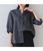 【インディヴィ/INDIVI】の【毎年人気!/フレンチリネン】5分袖バンドカラーブラウス 人気、トレンドファッション・服の通販 founy(ファニー) ファッション Fashion レディースファッション Fashion for Women トップス・カットソー Cut & Sew Tops シャツ・ブラウス・オフィスカジュアル Elegant Blouses & Button-Ups ストライプ Stripe, Striped Pattern デニム Denim, Jeans Material 人気 Popular, Best Seller フォルム Silhouette, Form フレンチ French, French Style ブライト Bright, Shiny ベーシック Basic, Essential ボトム Bottoms, Lower Wear 羽織 Haori, Light Jacket リネン Linen, Linen Fabric 夏 Summer thumbnail チャコールグレー|ID: prp329100004528508 ipo3291000000033613798