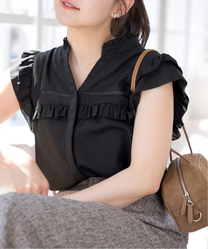 【イエナ/IENA】の《追加 》コットンフレンチフリルブラウス インテリア・キッズ・メンズ・レディースファッション・服の通販 founy(ファニー) https://founy.com/ ファッション Fashion レディースファッション WOMEN トップス・カットソー Tops/Tshirt シャツ/ブラウス Shirts/Blouses 2025年 2025 2025春夏・S/S Ss,Spring/Summer,2025 |ID: prp329100004528534 ipo3291000000032021071