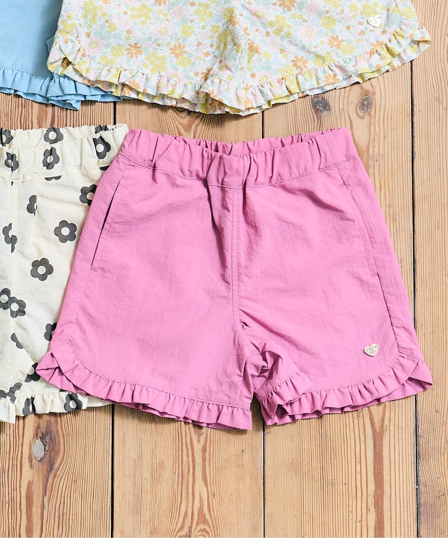 【その他のブランド/Other】の水陸両用フリルショートパンツ ショート丈_撥水加工 人気、トレンドファッション・服の通販 founy(ファニー) 　ファッション　Fashion　キッズファッション　Fashion for Kids　ボトムス　Bottoms　オイル　Body Oil　コレクション　Collection, Seasonal Line　ショート　Short, Short Length　ポケット　Pocket, Pocket Detail　おすすめ　Recommended / Our Picks　夏　Summer　 other-1|ID: prp329100004528667 ipo3291000000032739505