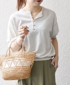【シップス フォー ウィメン/SHIPS】の《追加 》SHIPS any 接触冷感/手洗い可能 ビジュー ヘンリーネック ニット プルオーバー ライトグレー|ID:prp329100004528679