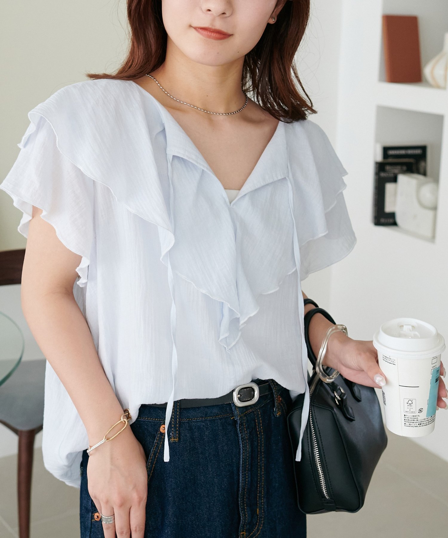 【ディスコート/Discoat】のフリルブラウス インテリア・キッズ・メンズ・レディースファッション・服の通販 founy(ファニー) 　ファッション　Fashion　レディースファッション　Fashion for Women　トップス・カットソー　Cut & Sew Tops　シャツ・ブラウス・オフィスカジュアル　Elegant Blouses & Button-Ups　スリーブ　Sleeve, Long Sleeve / Short Sleeve　フリル　Frill, Ruffle　フレンチ　French, French Style　リボン　Ribbon, Bow　サックスブルー|ID: prp329100004528684 ipo3291000000032722438