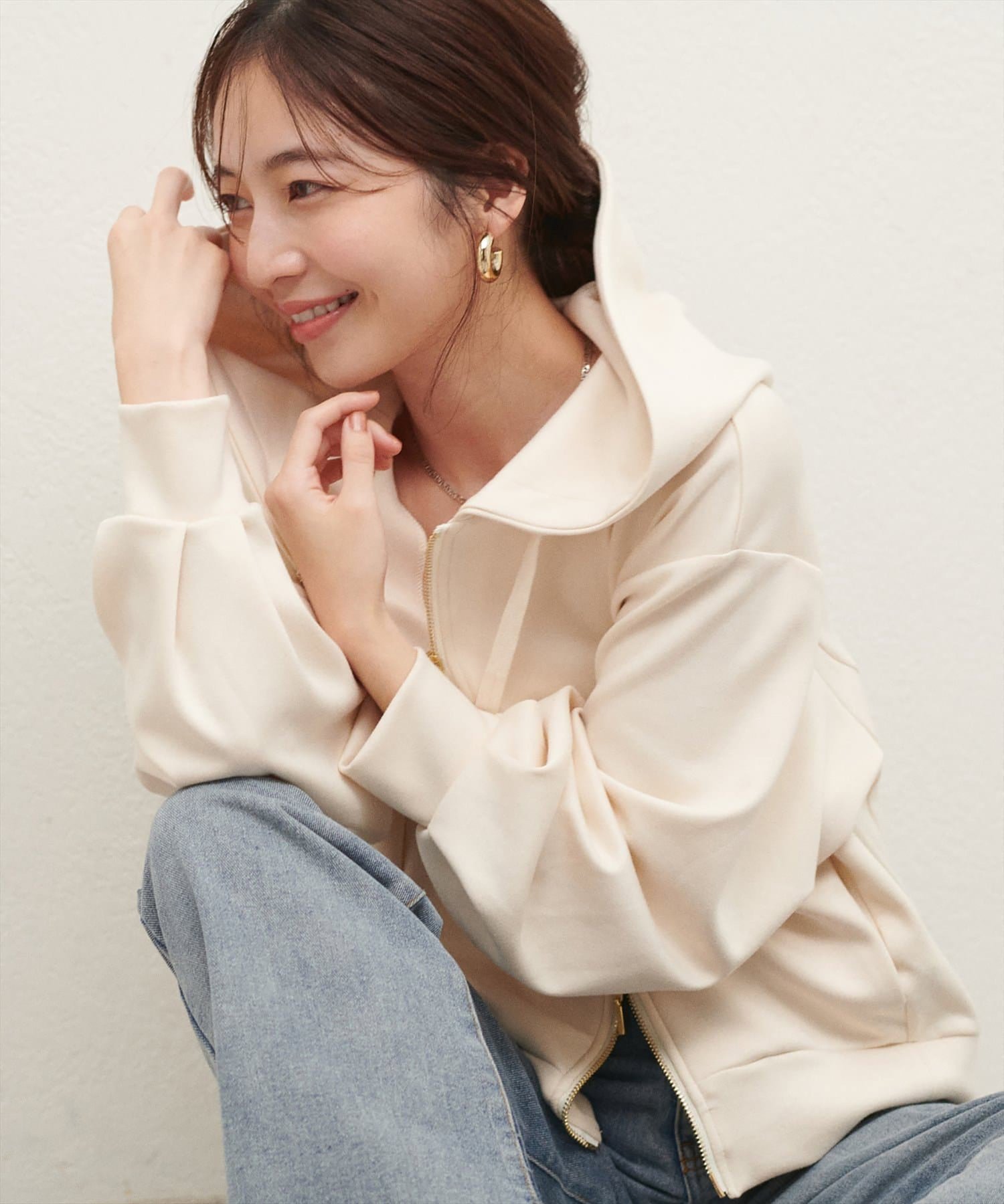 【ナチュラルクチュール/natural couture】のふわもちWZIPパーカー インテリア・キッズ・メンズ・レディースファッション・服の通販 founy(ファニー) 　ファッション　Fashion　レディースファッション　WOMEN　トップス・カットソー　Tops/Tshirt　パーカ　Sweats　インナー　Inner　キャミソール　Camisole　キャミワンピース　Cami Dress　ジップ　Zip　スリーブ　Sleeve　デコルテ　Decolletage　ハイネック　High Neck　パーカー　Hoodie　フロント　Front　ポケット　Pocket　おすすめ　Recommend　エレガント 上品　Elegant　2025年　2025　2025春夏・S/S　Ss,Spring/Summer,2025　オフホワイト|ID: prp329100004528773 ipo3291000000032022263