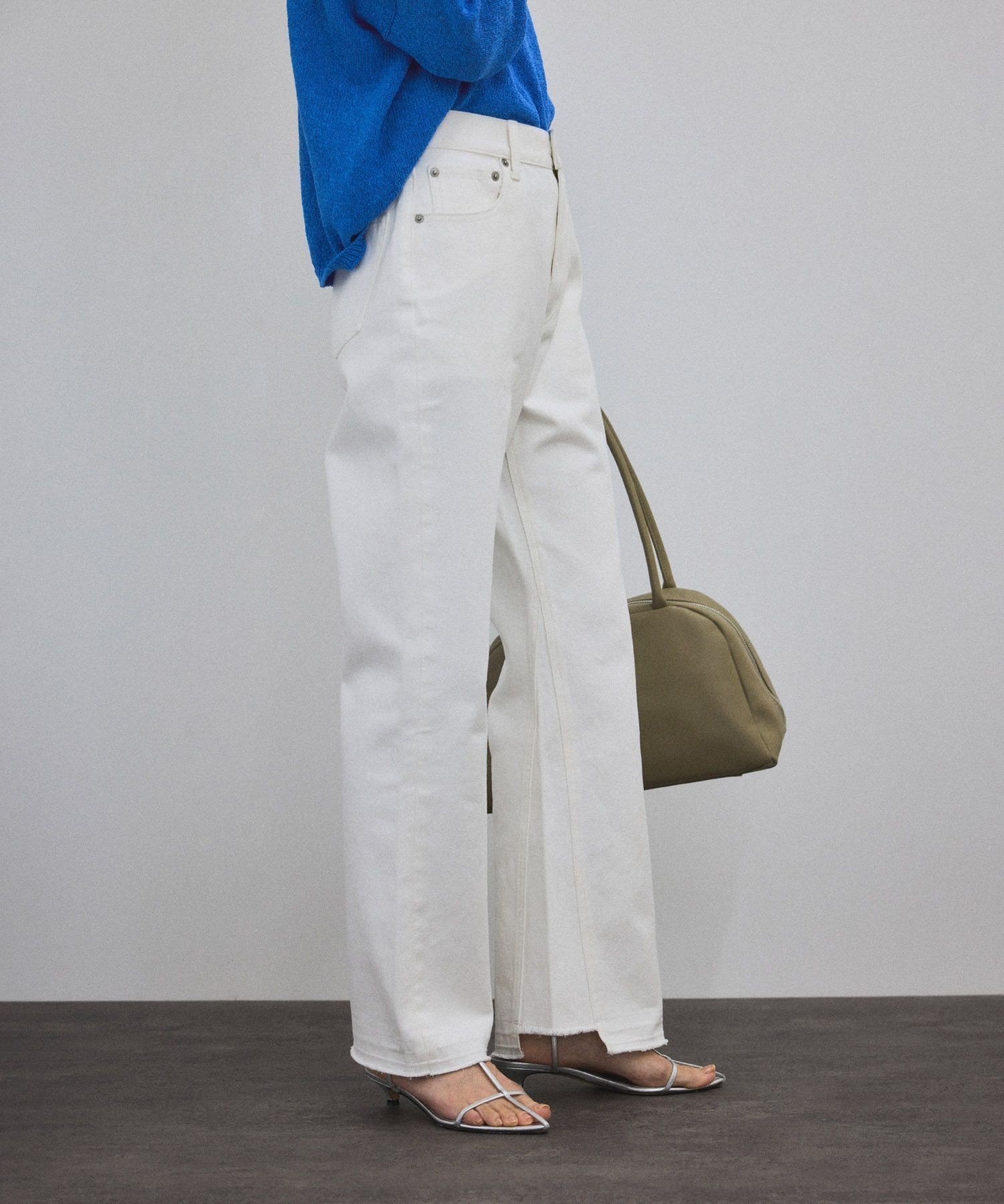 【サロン アダム エ ロペ/SALON adam et rope'】のCOTTON USAセミフレアデニム 3 インテリア・キッズ・メンズ・レディースファッション・服の通販 founy(ファニー) 　ファッション　Fashion　レディースファッション　WOMEN　カットオフ　Cut Off　デニム　Denim　フレア　Flare　定番　Standard　オフホワイト(15)|ID: prp329100004528811 ipo3291000000032511257