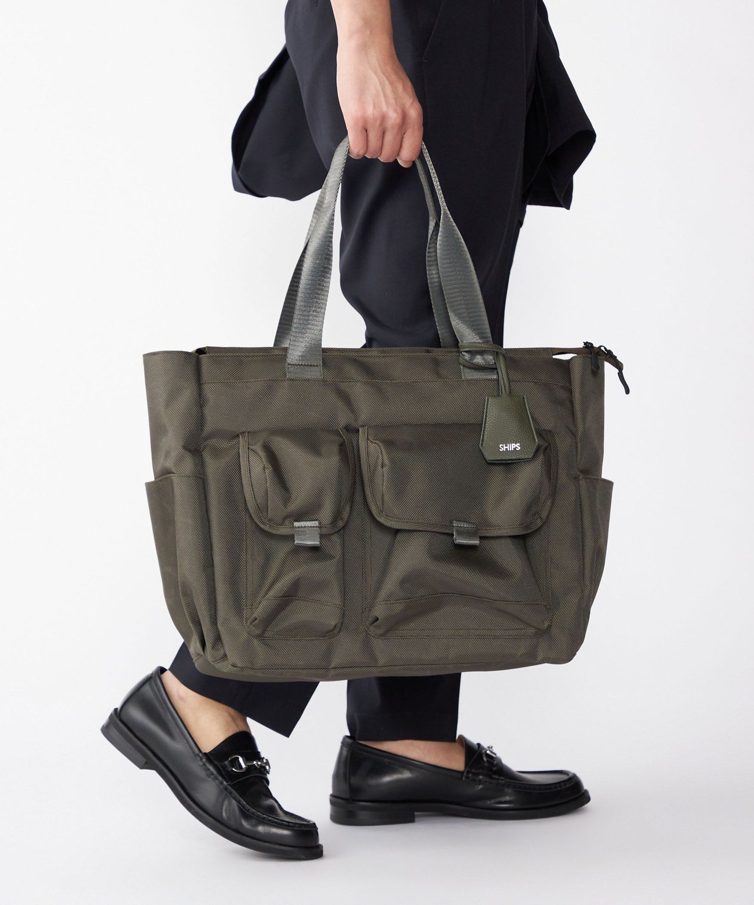 【シップス/SHIPS / MEN】の【WEB限定】SHIPS ビズ ワイド ブリーフ トート バッグ インテリア・キッズ・メンズ・レディースファッション・服の通販 founy(ファニー) 　ファッション　Fashion　メンズファッション　Fashion for Men　バッグ　Bags　軽量　Lightweight, Ultra Light　シンプル　Simple, Minimal　ジップ　Zip, Zipper　フラップ　Flap, Flap Pocket　フロント　Front, Front Design　ポケット　Pocket, Pocket Detail　ワイド　Wide, Wide Fit　ワンポイント　One Point, Statement Accent　ビジネス 仕事 通勤　Business / Work / Commuting　オリーブ|ID: prp329100004528817 ipo3291000000036212652