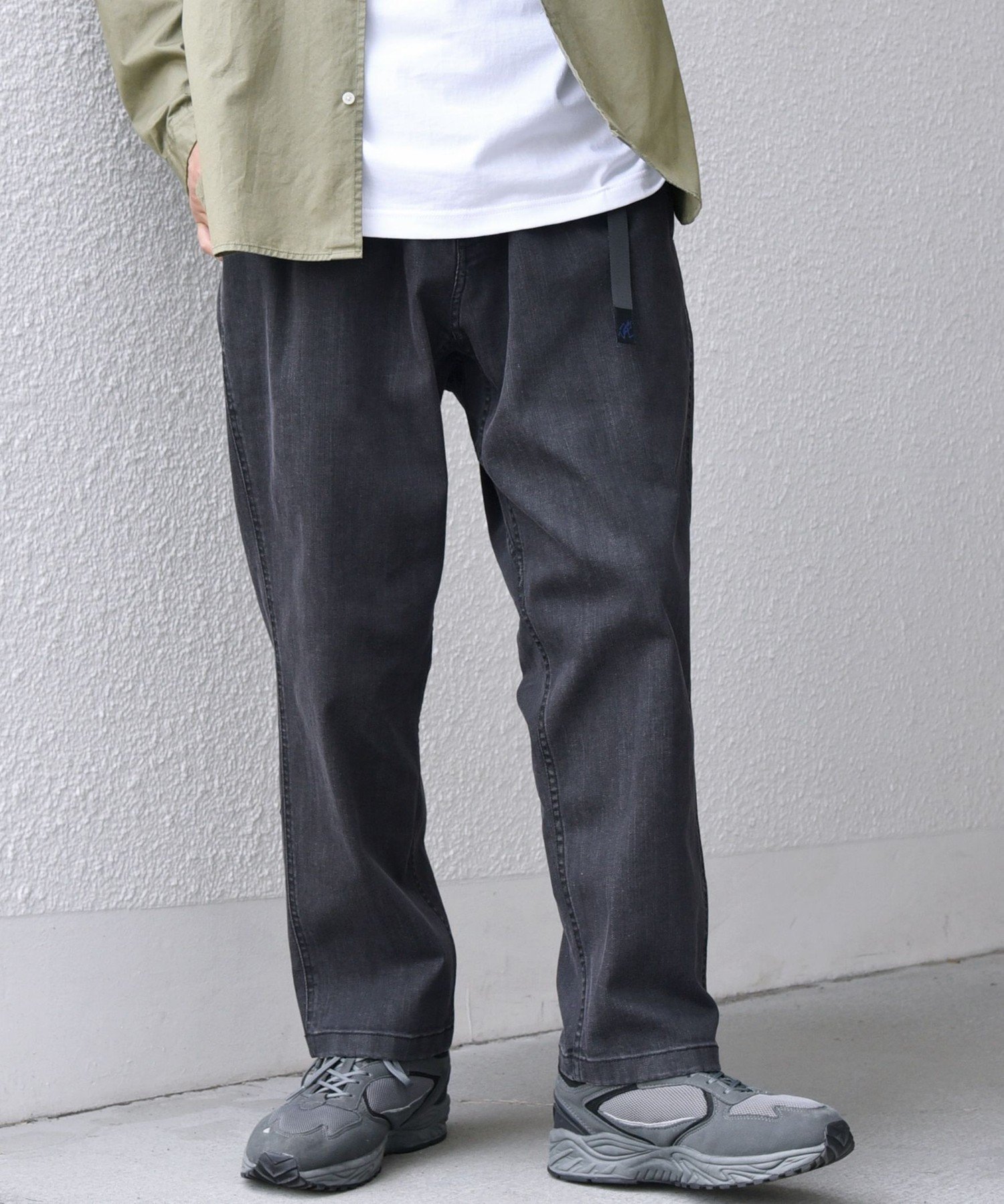【シップス/SHIPS / MEN】の【SHIPS any別注】GRAMiCCi オーガニックコットン ルーズテーパード ストレッチ デニム パンツ インテリア・キッズ・メンズ・レディースファッション・服の通販 founy(ファニー) 　ファッション　Fashion　メンズファッション　Fashion for Men　ボトムス　Bottoms　デニムパンツ・ジーンズ　Denim Pants　アウトドア　Outdoor Clothing　カリフォルニア　California, Cali Style　クロップド　Cropped, Short Length　ストレッチ　Stretch, Stretchy Fabric　ストーン　Stone, Gem-Like　スペシャル　Special, Limited Edition　スマート　Smart, Elegant　ダメージ　Distressed, Destroyed　テーパード　Tapered, Tapered Pants　デニム　Denim, Jeans Material　パフォーマンス　Performance, Active Function　ポケット　Pocket, Pocket Detail　別注　Limited Edition, Custom Order　ランニング　Running, Running Wear, Activewear, Jogging　ブラック|ID: prp329100004528820 ipo3291000000033323965