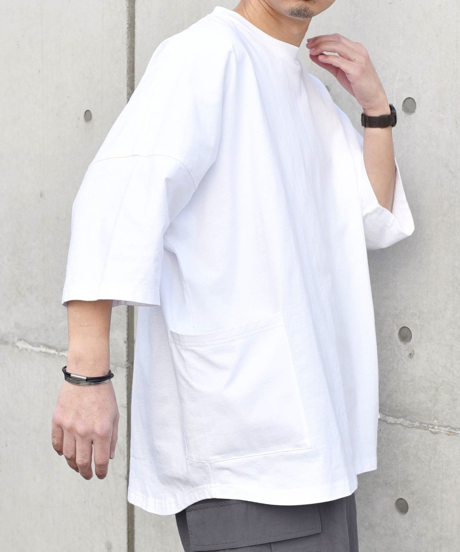 【シップス フォー ウィメン/SHIPS】の【SHIPS any別注】Champion ドルマン キャンプポケット Tシャツ 25SS インテリア・キッズ・メンズ・レディースファッション・服の通販 founy(ファニー) 　ファッション　Fashion　レディースファッション　WOMEN　トップス・カットソー　Tops/Tshirt　シャツ/ブラウス　Shirts/Blouses　ロング / Tシャツ　T-Shirts　春　Spring　シンプル　Simple　定番　Standard　ニューヨーク　New York　フォルム　Form　ベーシック　Basic　別注　Special Order　S/S・春夏　Ss・Spring/Summer　夏　Summer　2025年　2025　2025春夏・S/S　Ss,Spring/Summer,2025　ホワイト|ID: prp329100004528826 ipo3291000000032131142