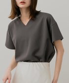 【センスオブプレイス/SENSE OF PLACE by URBAN RESEARCH】のミラノリブVネックTシャツ CHARCOAL|ID: prp329100004528848 ipo3291000000032022556