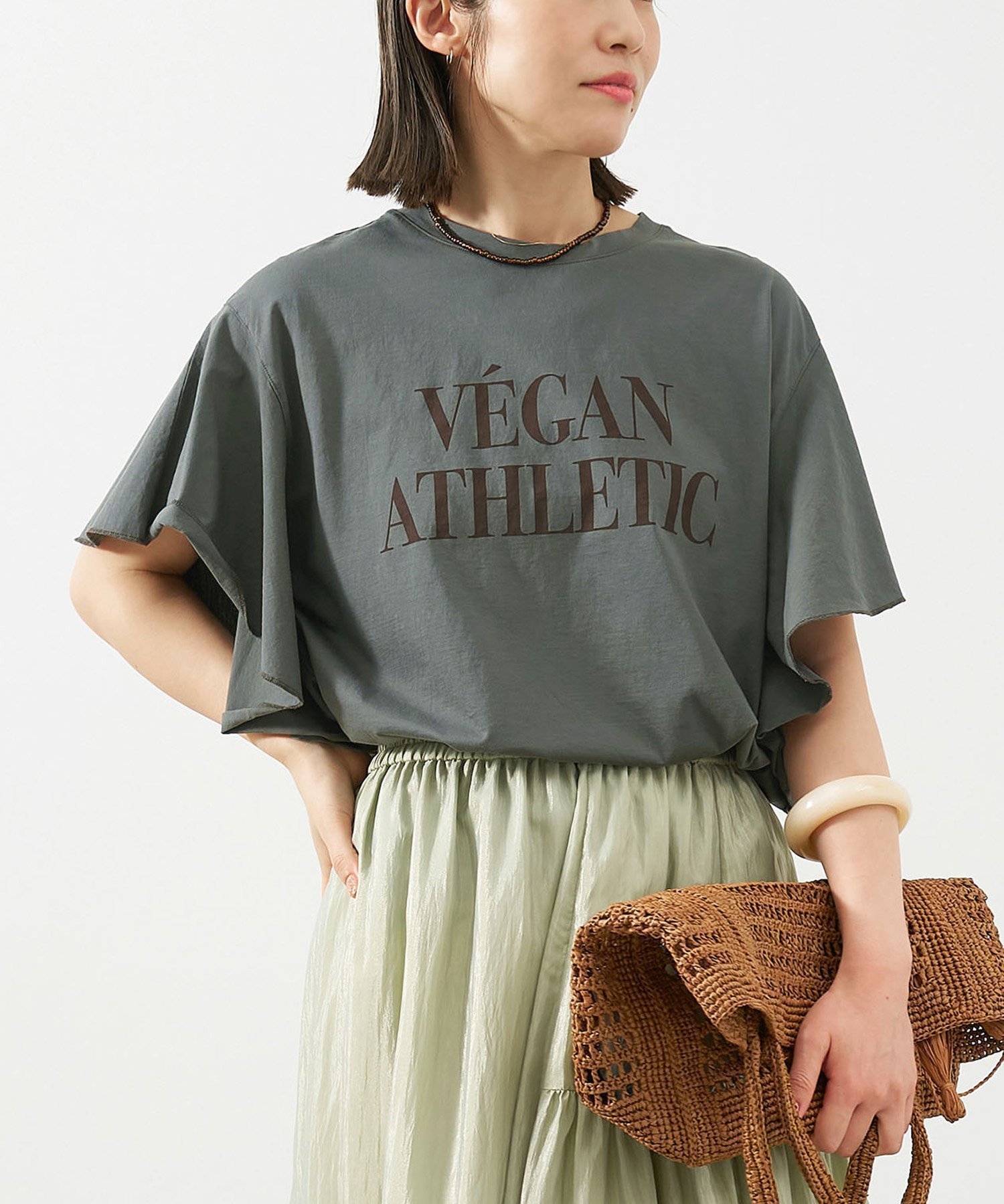 【マイカ ディール/MICA & DEAL】のVEGANATHLETIC ロゴフリルスリーブT-shirt インテリア・キッズ・メンズ・レディースファッション・服の通販 founy(ファニー) 　ファッション　Fashion　レディースファッション　Ladies' Fashion Online　トップス・カットソー　Tops/Tshirt　シャツ/ブラウス　Shirts/Blouses　ロング / Tシャツ　T-Shirts　カットソー　Cut And Sew　シルク　Silk　D/GRAY|ID: prp329100004528890 ipo3291000000032622918