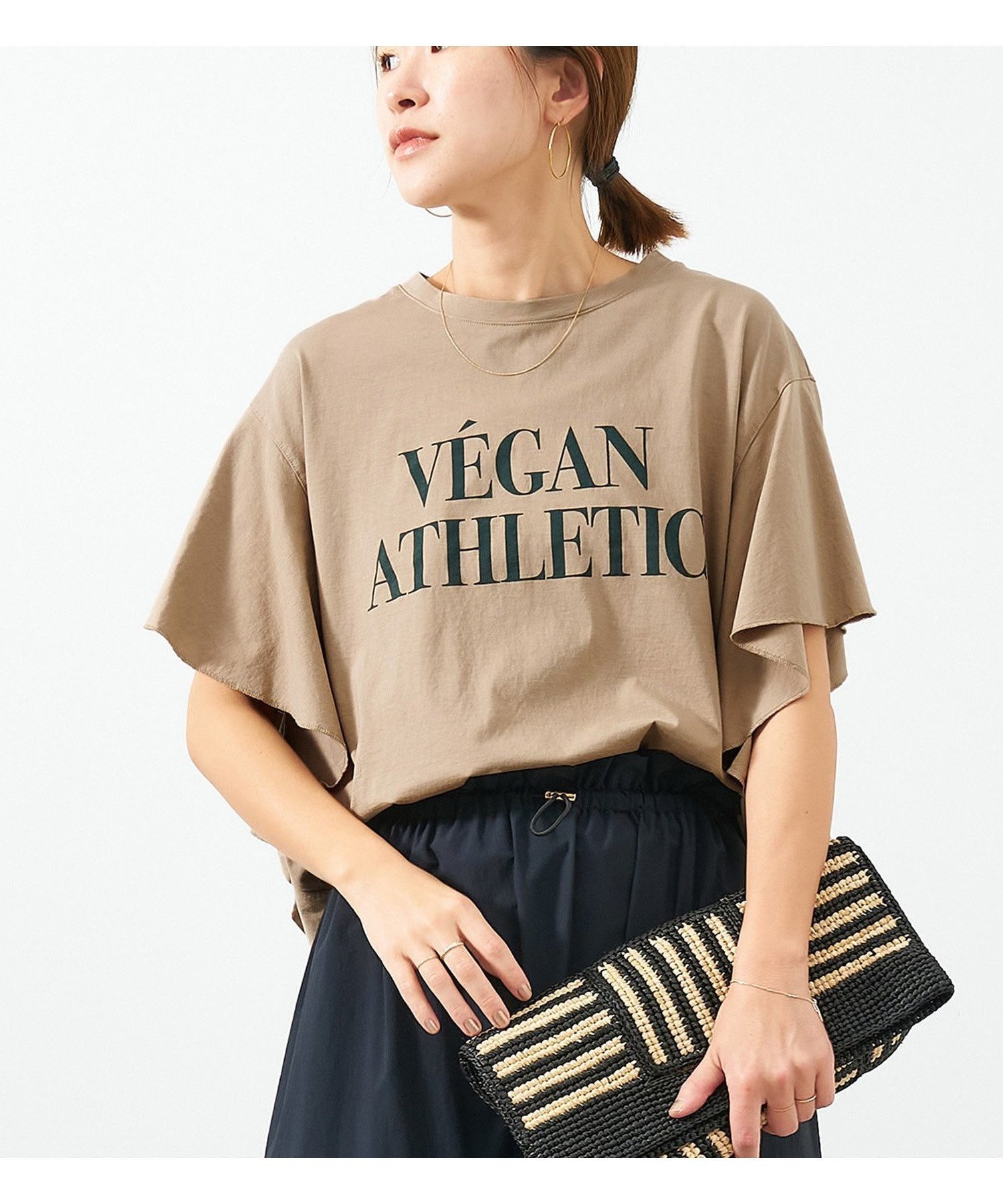 【マイカ ディール/MICA & DEAL】のVEGANATHLETIC ロゴフリルスリーブT-shirt インテリア・キッズ・メンズ・レディースファッション・服の通販 founy(ファニー) 　ファッション　Fashion　レディースファッション　Ladies' Fashion Online　トップス・カットソー　Tops/Tshirt　シャツ/ブラウス　Shirts/Blouses　ロング / Tシャツ　T-Shirts　カットソー　Cut And Sew　シルク　Silk　BEIGE|ID: prp329100004528890 ipo3291000000032622920